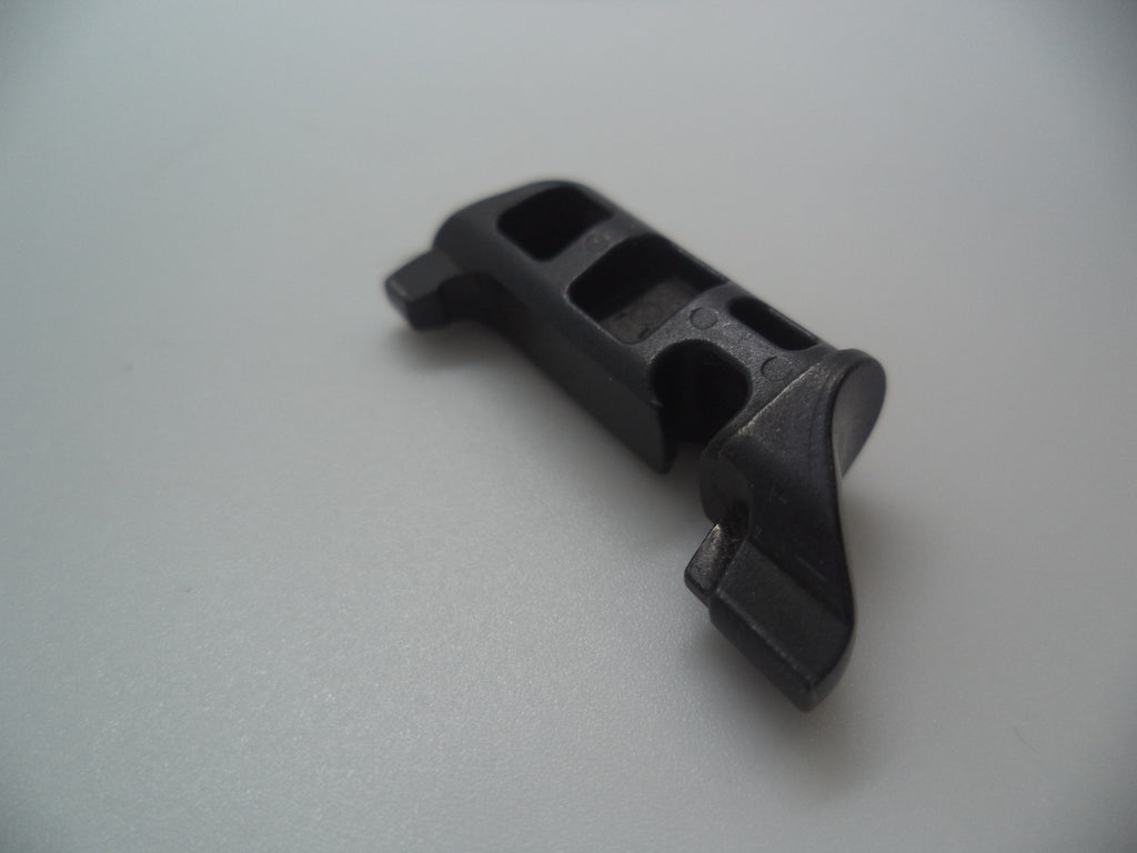 Smith & Wesson Pistol M&P 9mm M2.0 Magazine Catch Used Part MP26