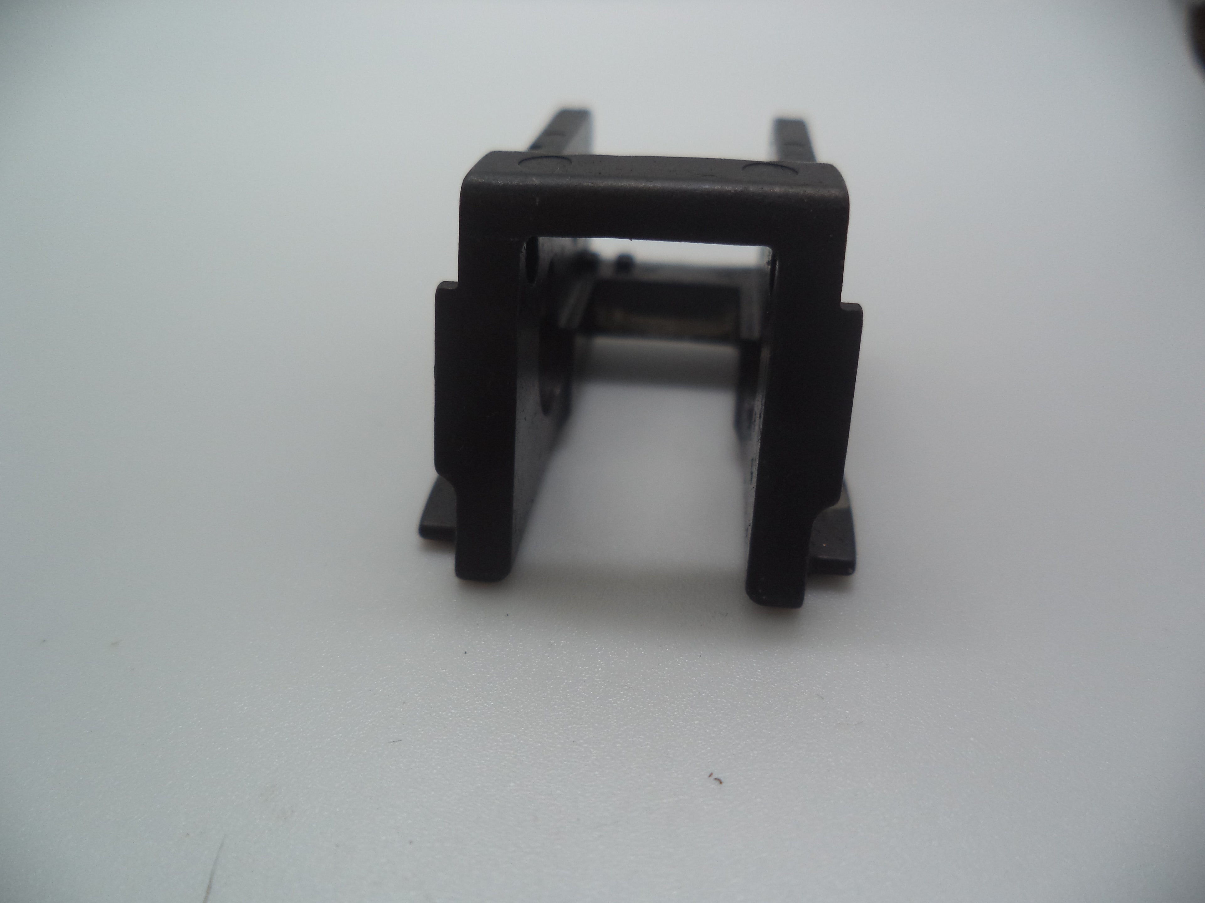 MP4015A S&W Pistol M&P 40c Locking Block  .40Cal  (Used Part)