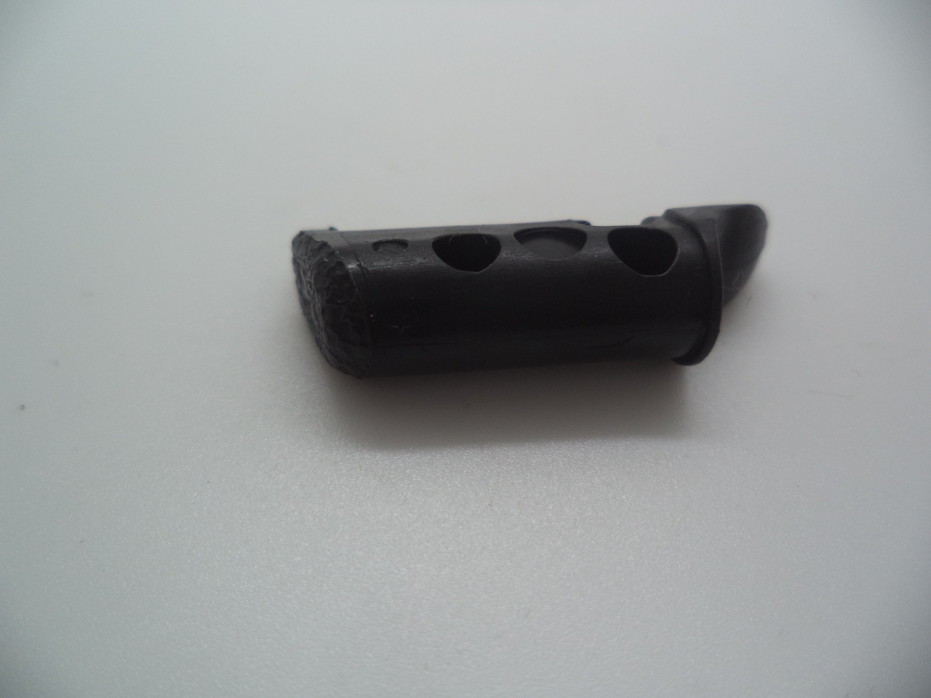 MP4026 S&W Pistol M&P 40c Magazine Catch .40 cal  (Used Part)