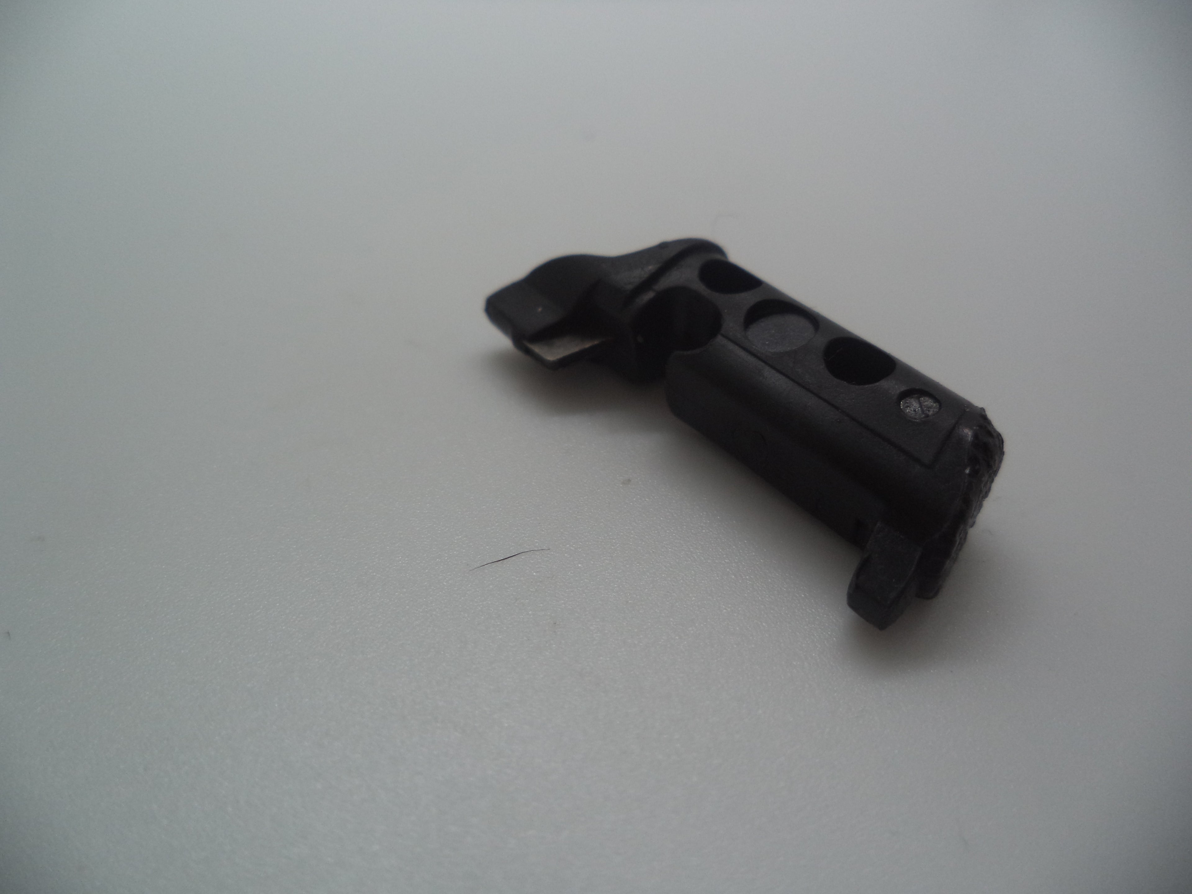 MP4026 S&W Pistol M&P 40c Magazine Catch .40 cal  (Used Part)