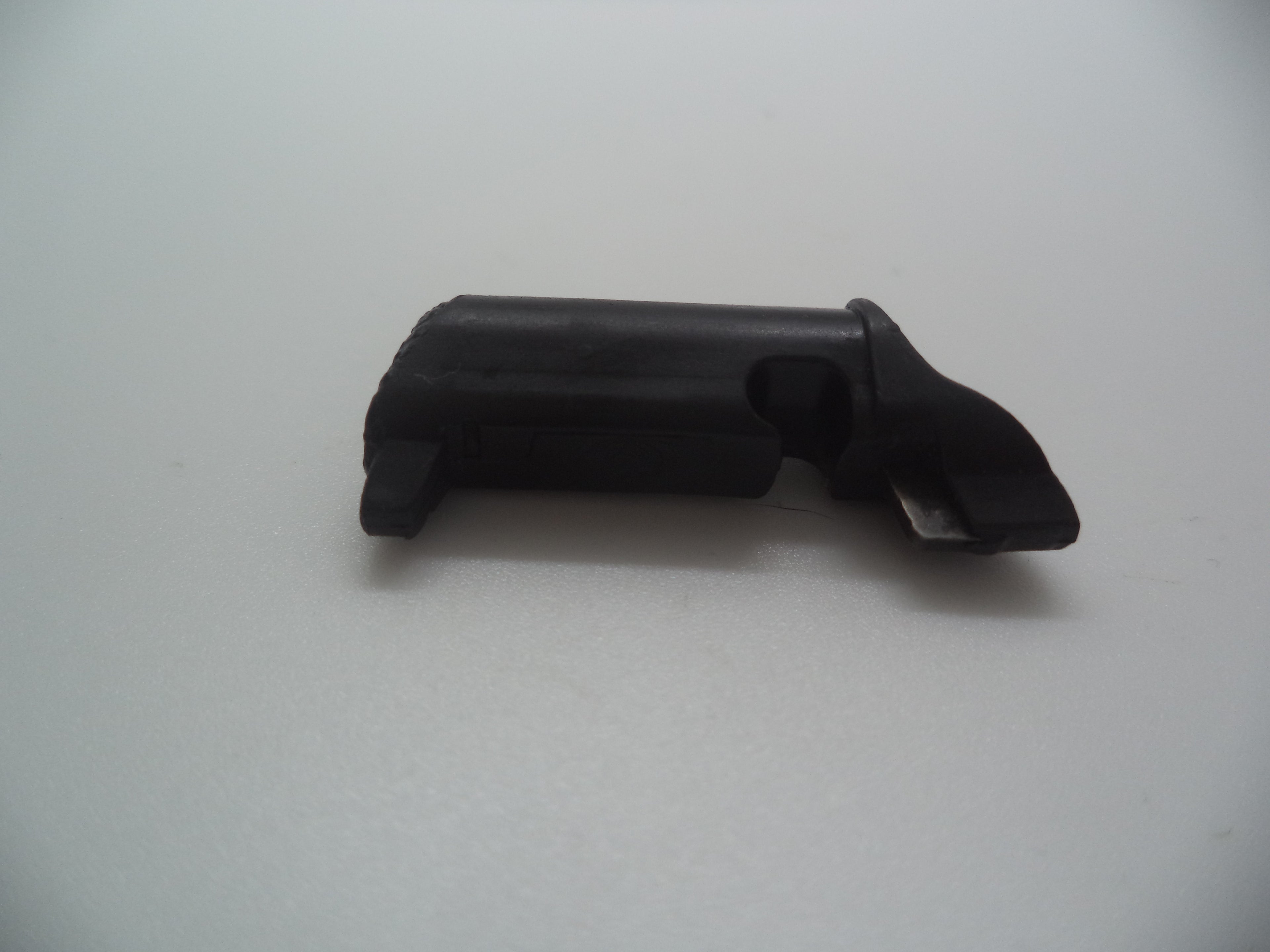 MP4026 S&W Pistol M&P 40c Magazine Catch .40 cal  (Used Part)