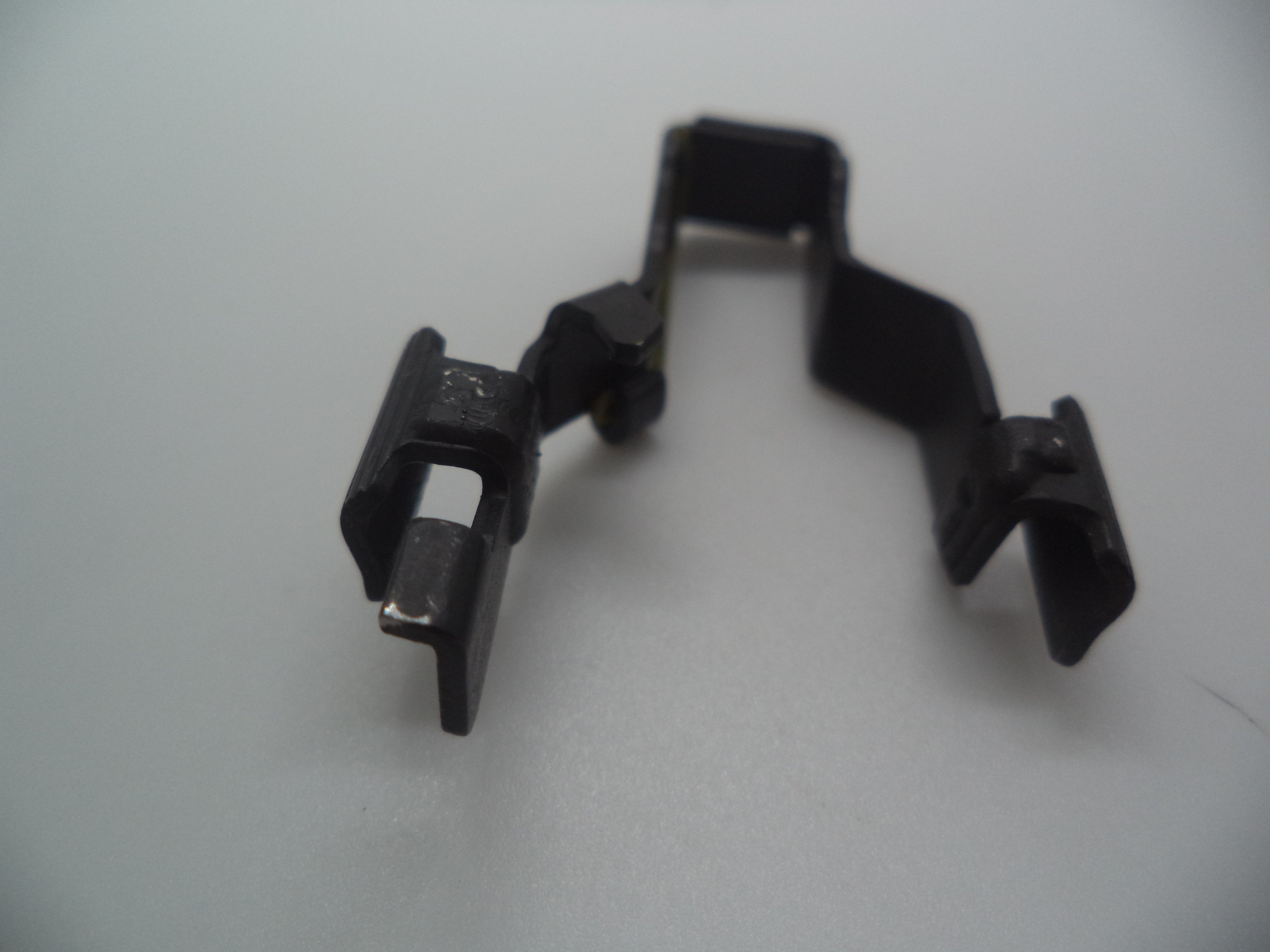 MP4027A Smith & Wesson Pistol M&P 40c Slide Stop Assembly Used Part .40 S&W
