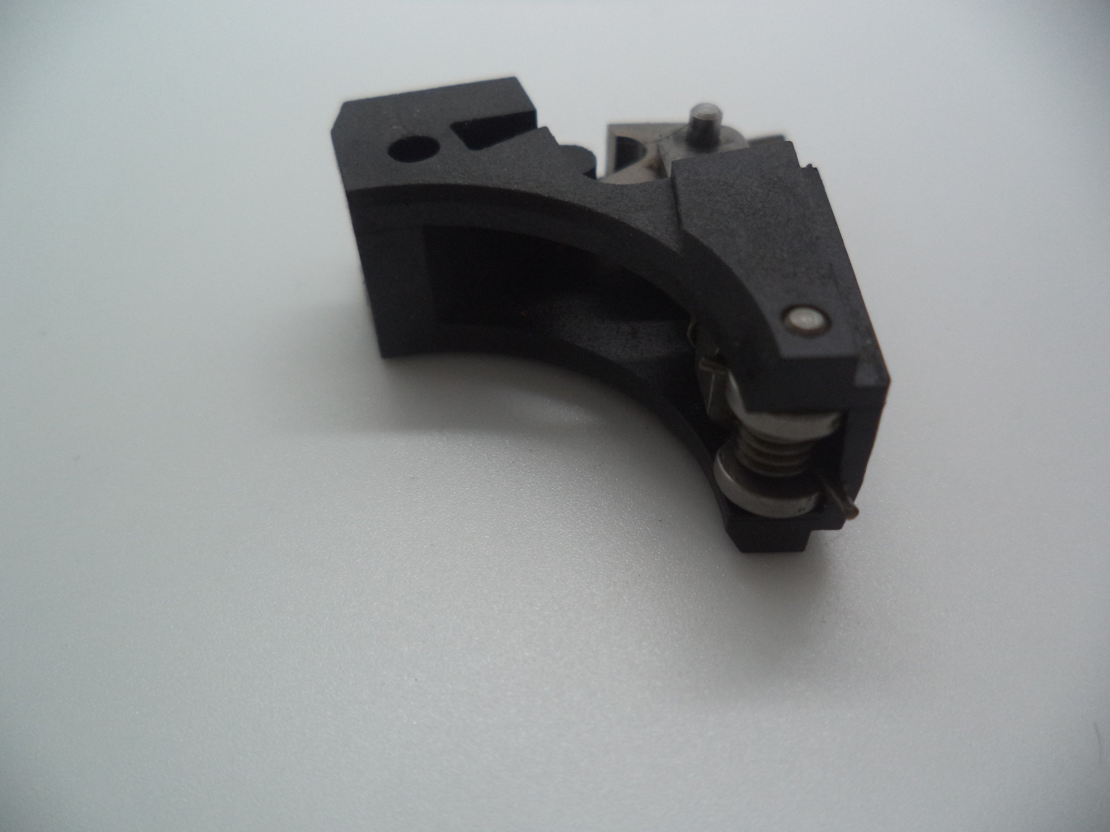 V4002 Smith & Wesson Pistol 40V Lever Housing Block Used Part .40 S&W