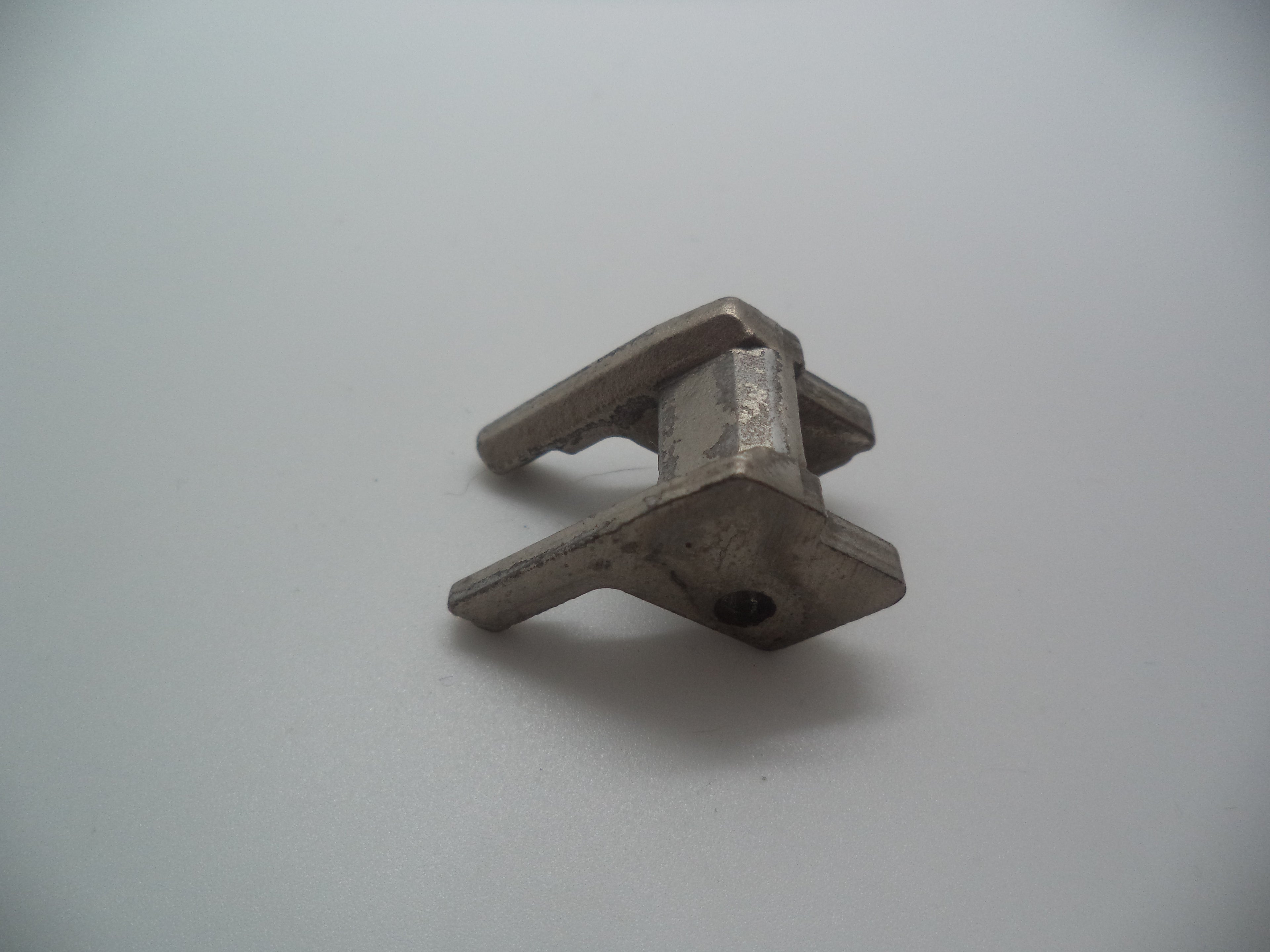 V4003 Smith & Wesson Pistol 40V Locking Block Used Part .40 S&W
