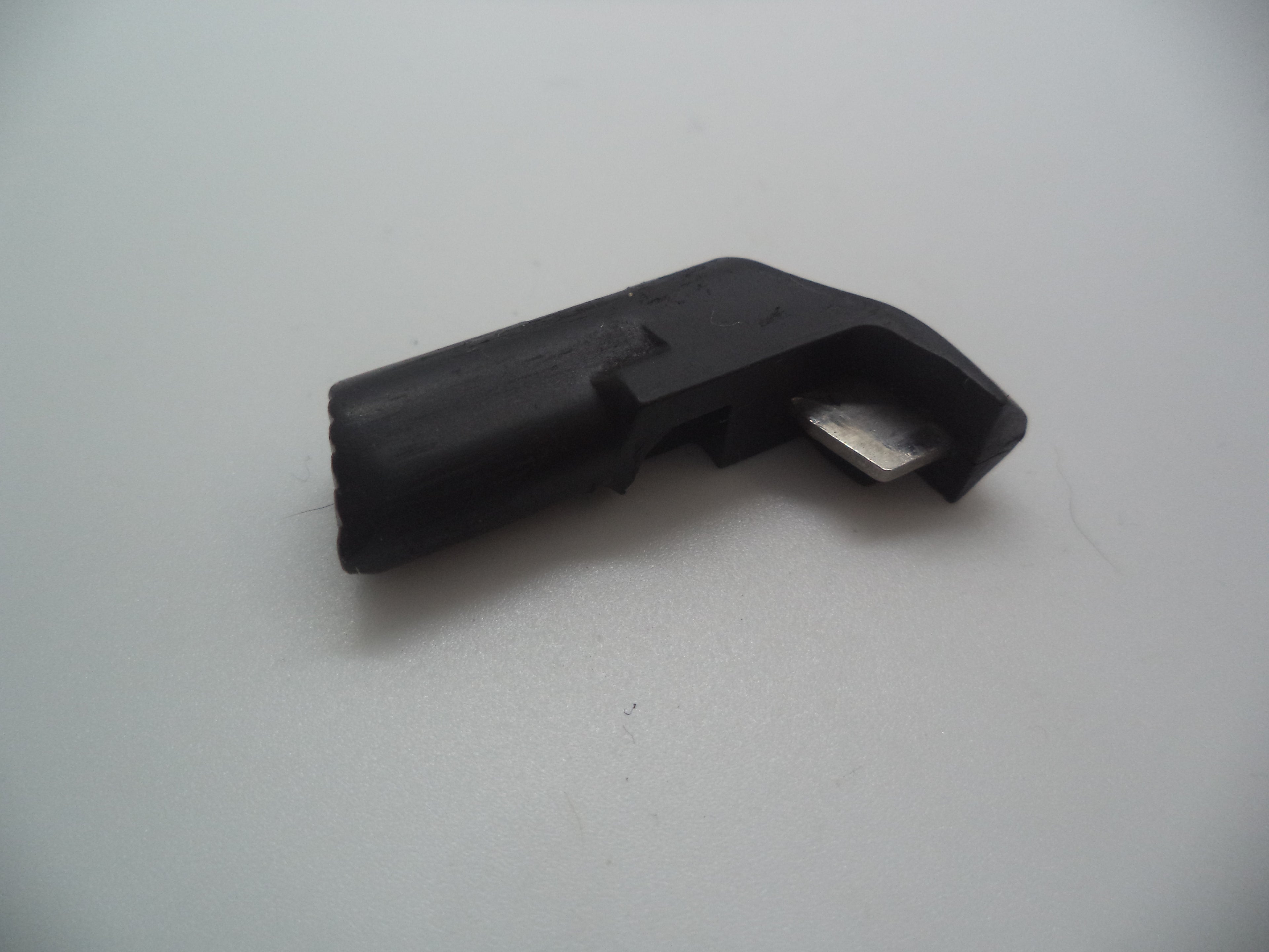 V4006 Smith & Wesson Pistol 40V Magazine Catch Used Part .40 S&W