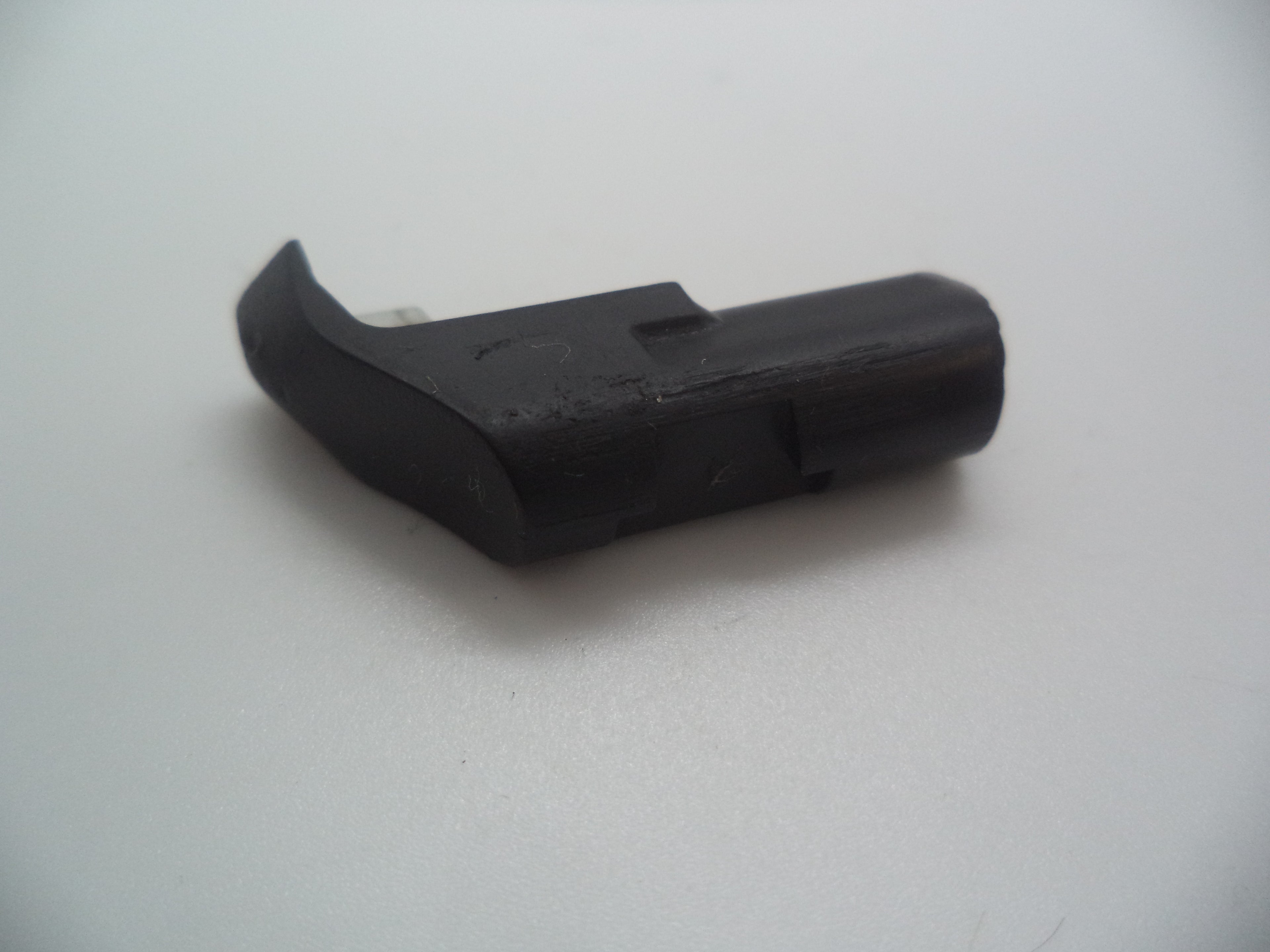 V4006 Smith & Wesson Pistol 40V Magazine Catch Used Part .40 S&W