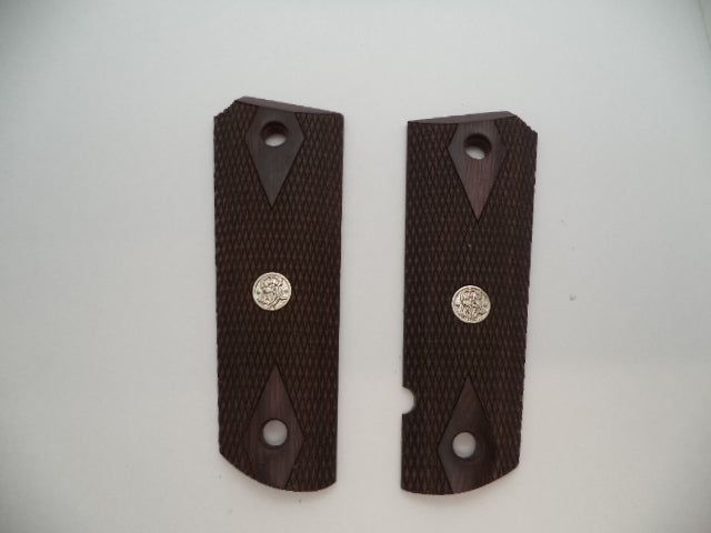 194000000 Smith & Wesson Pistol Model 1911 Government Grips