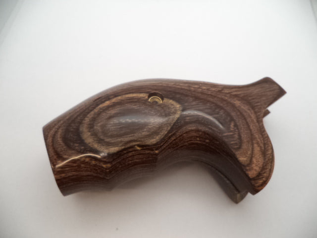 243800000 Smith & Wesson Revolver N Frame Round Butt Combat Grips Walnut