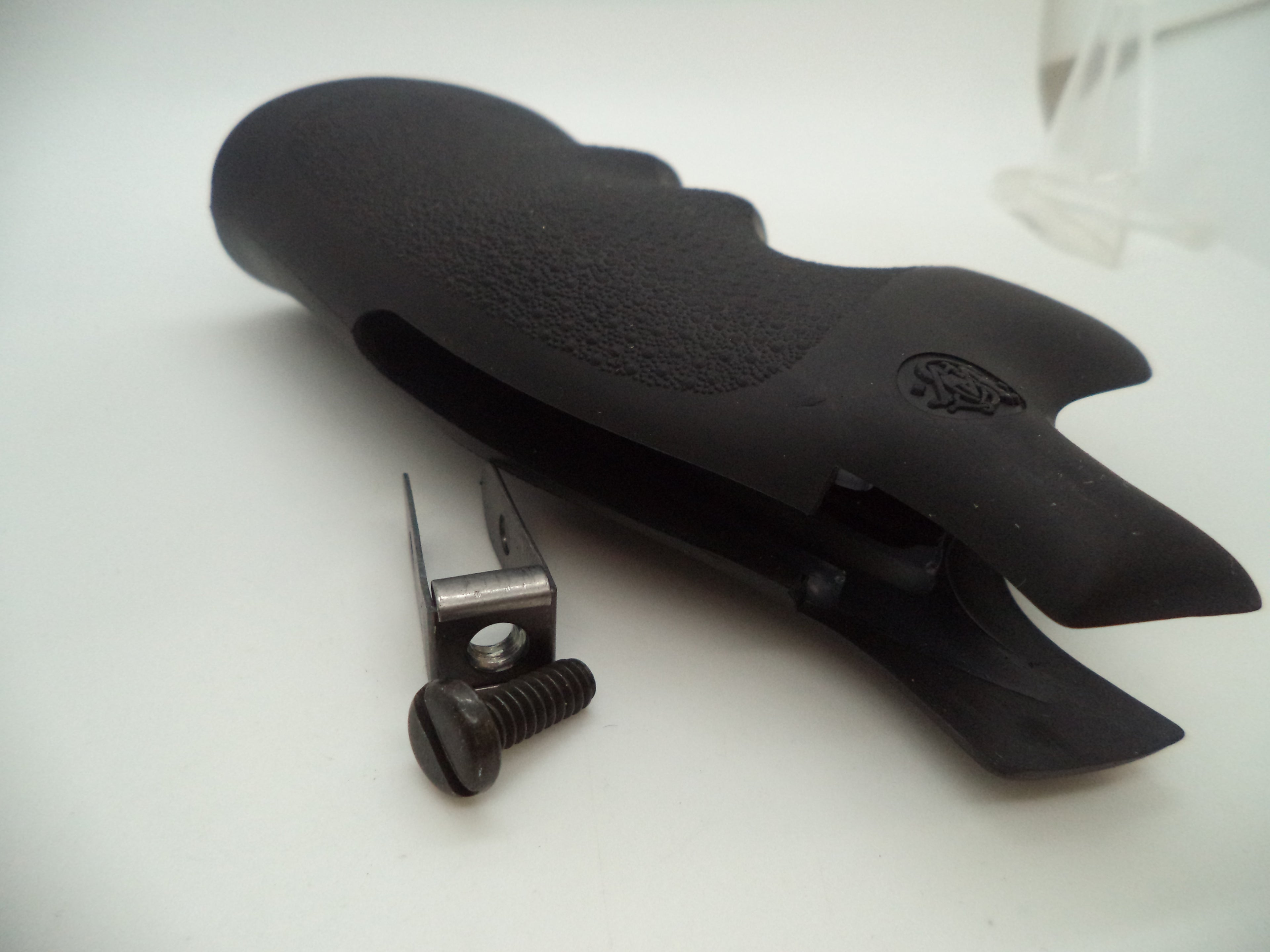 226610000 Hogue Round Conversion Grips for Smith & Wesson K & L Frame