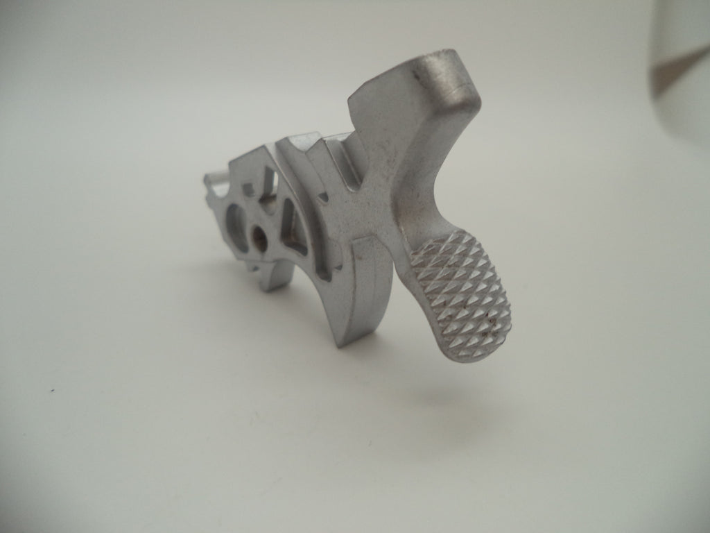 Smith & Wesson X Frame MIM Hammer .430" New Style with Key Lock 299280000