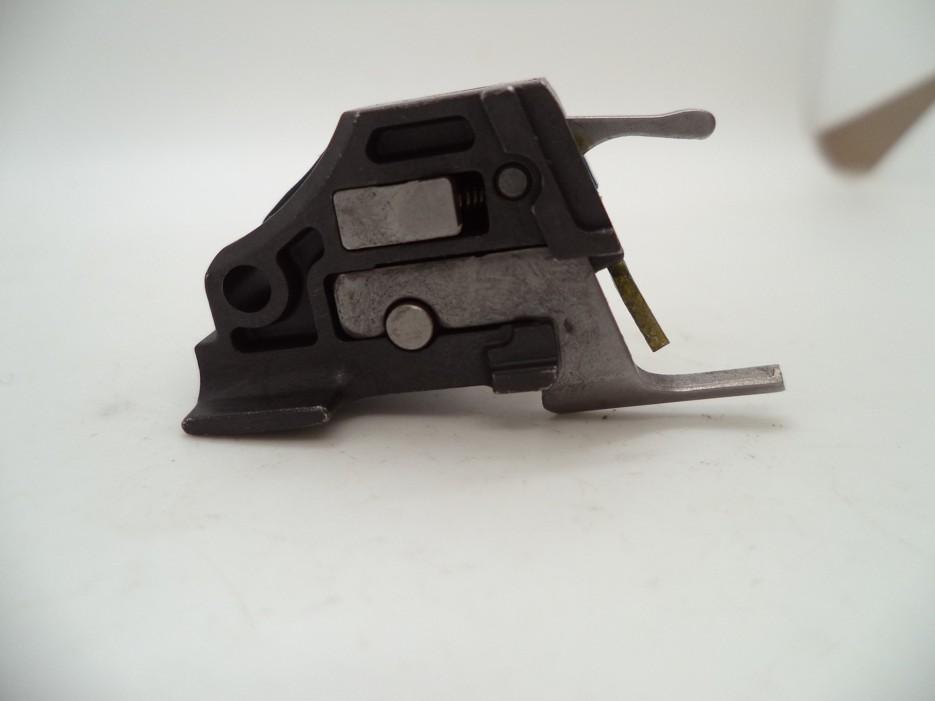 S&W M&P 9/40 Sear Housing Block Mag/Manual Safety | OEM 393120000