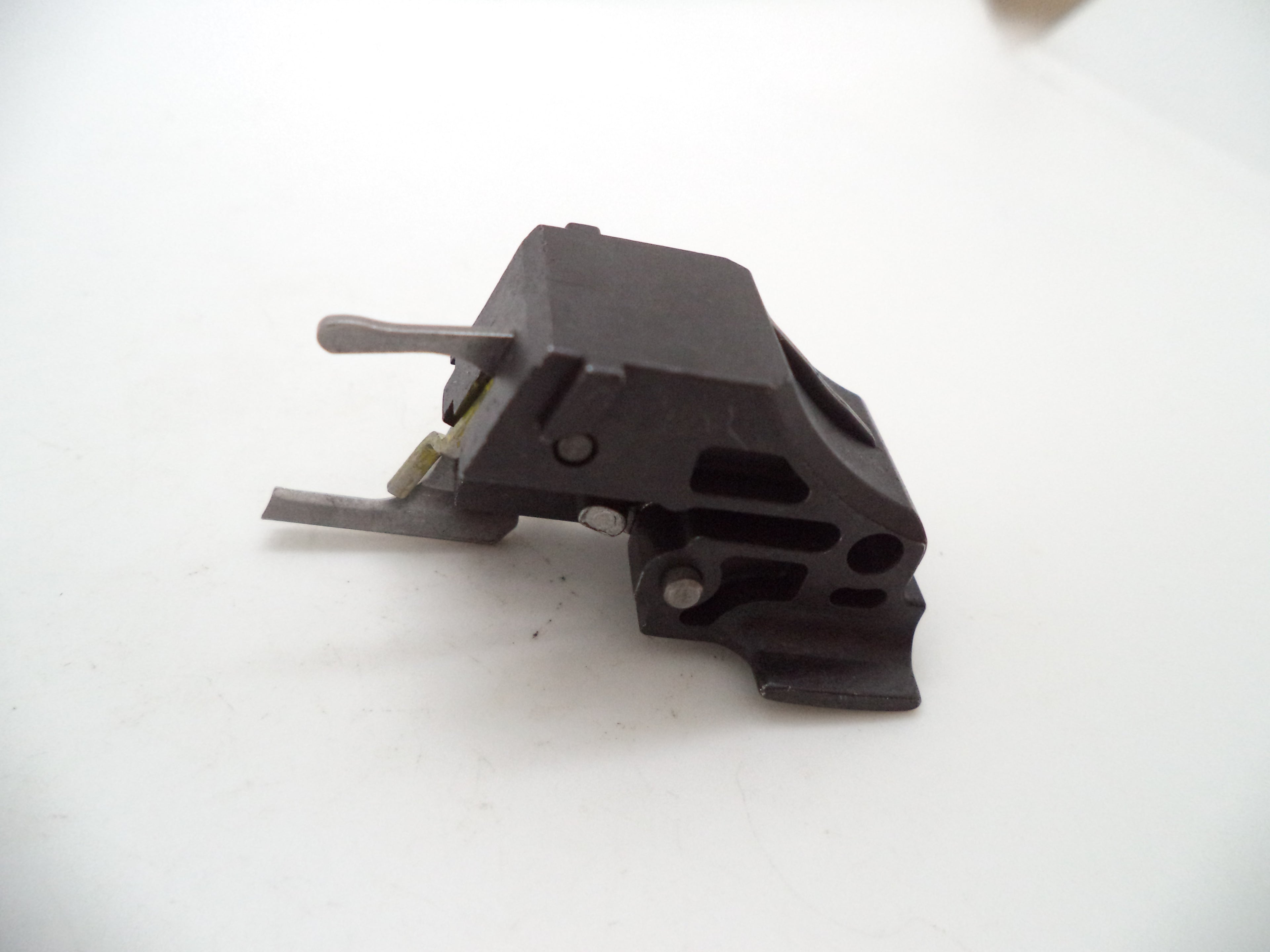 S&W M&P 9/40 Sear Housing Block Mag/Manual Safety | OEM 393120000