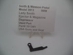 3913M1 Smith & Wesson Pistol Model 3913 Ejector and Magazine Lady Smith 9MM