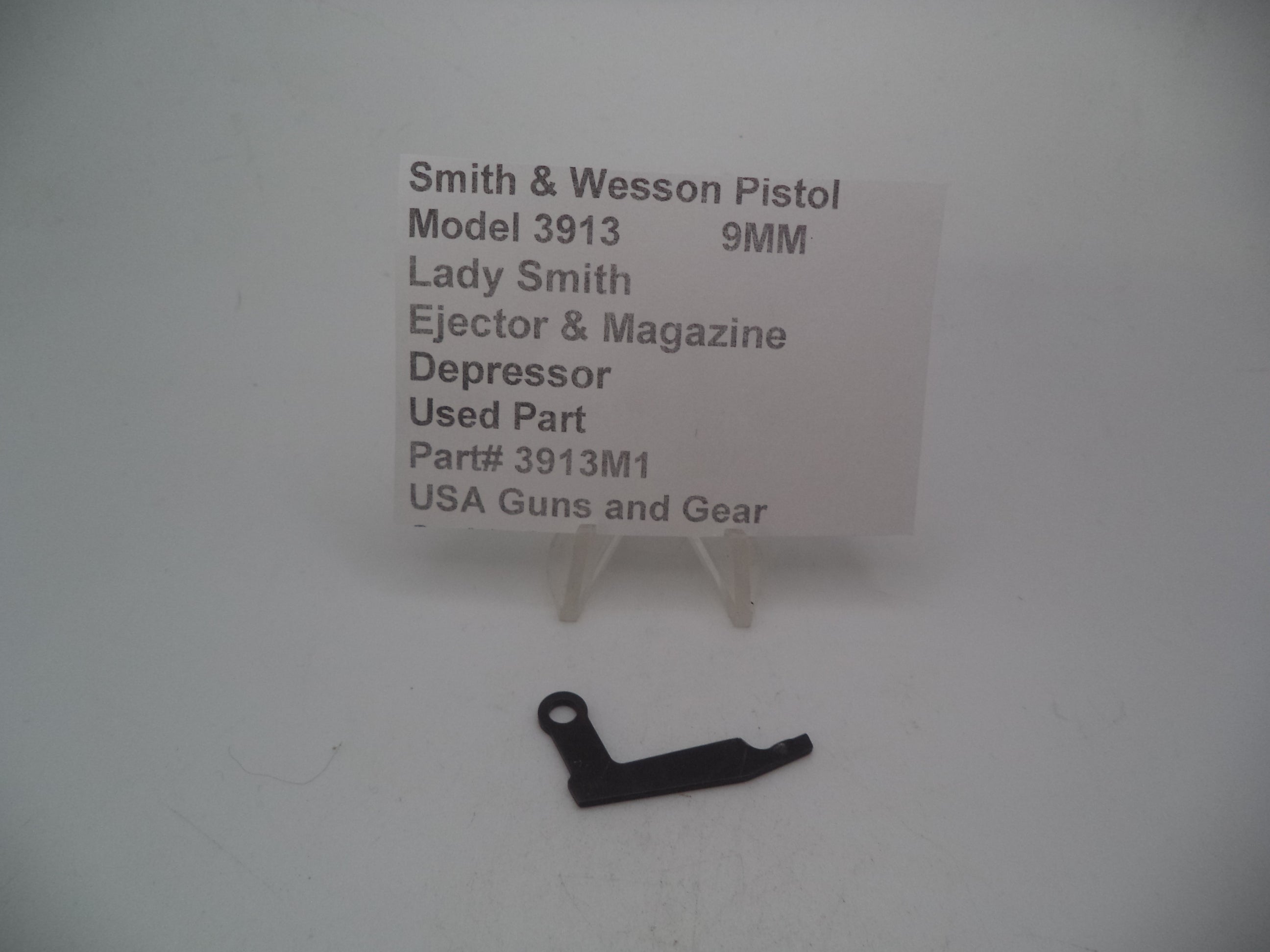 Smith & Wesson Model 3913 Ejector and Magazine Lady Smith 9MM Used - 3913M1