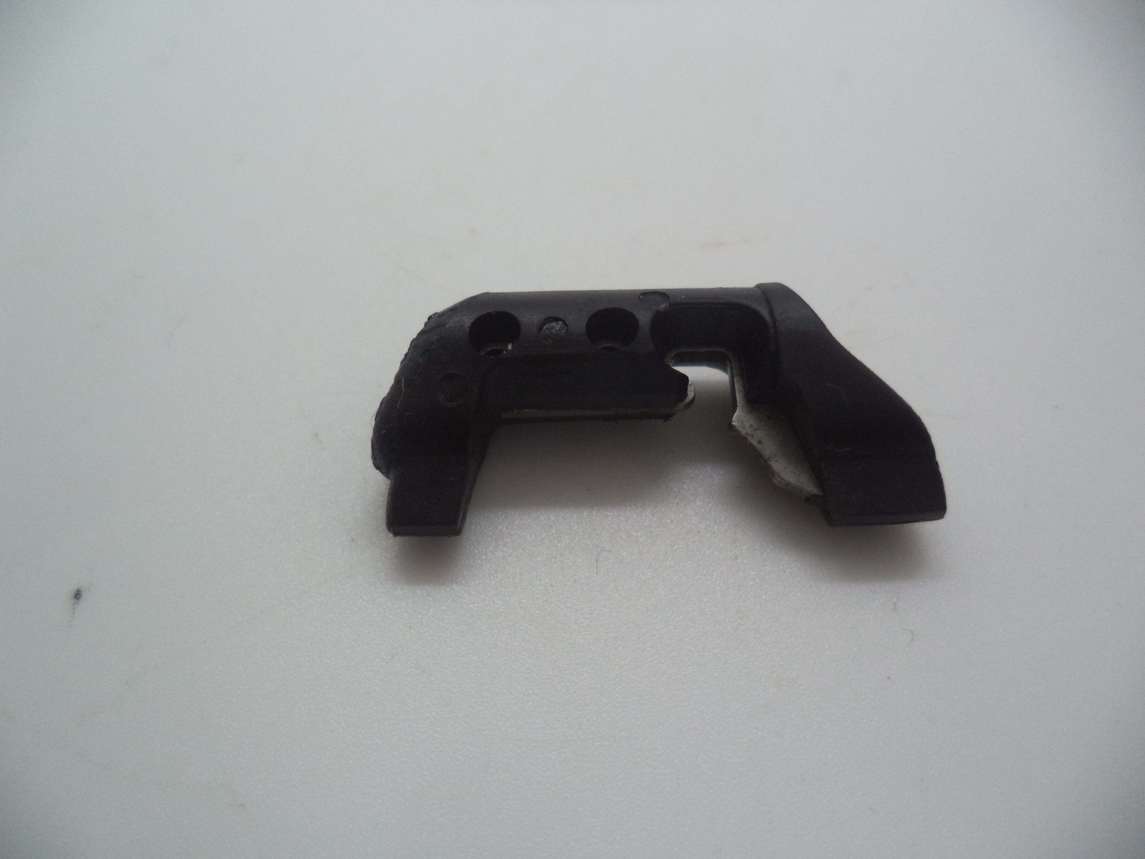 Smith & Wesson M&P 22 Compact Magazine Catch MP2204