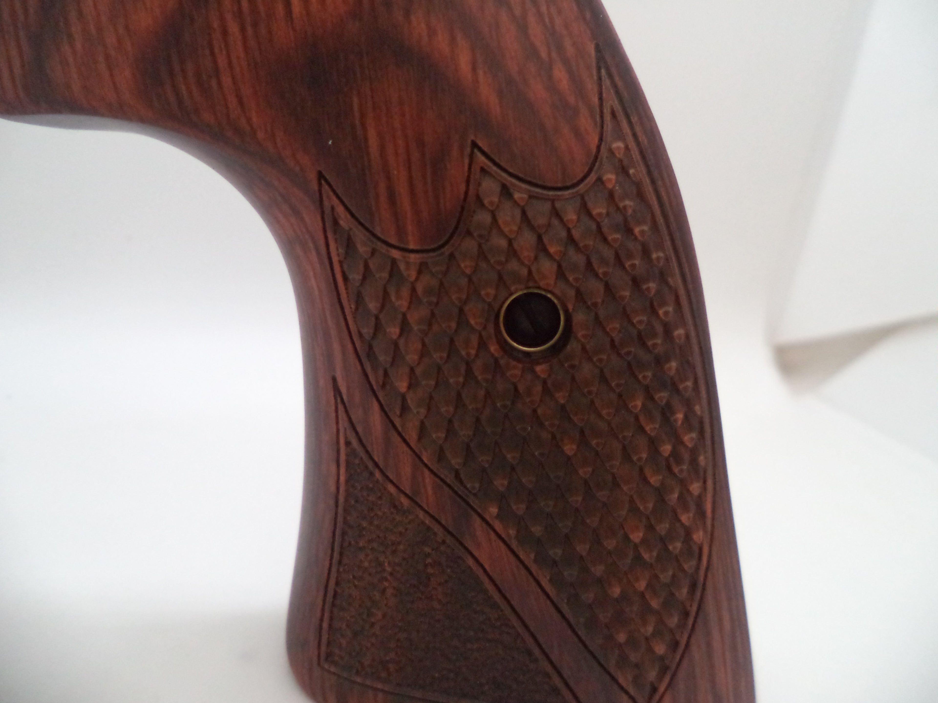 414040000 S&W K&L Frame All Models Wood Grips, Round to Square Butt