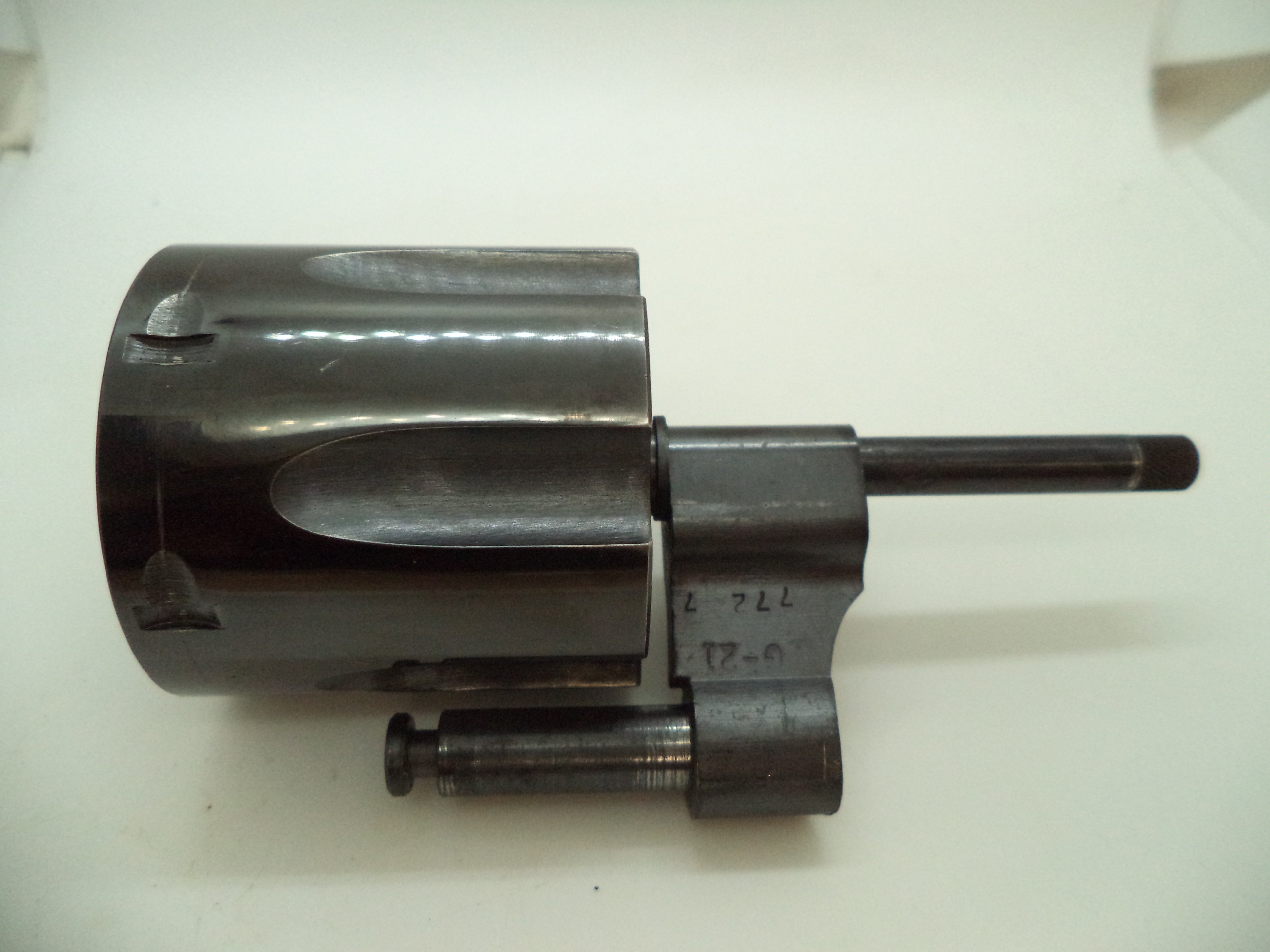 Smith & Wesson N Frame Model 29 Cylinder Assembly Blue .44 Magnum Used N2976