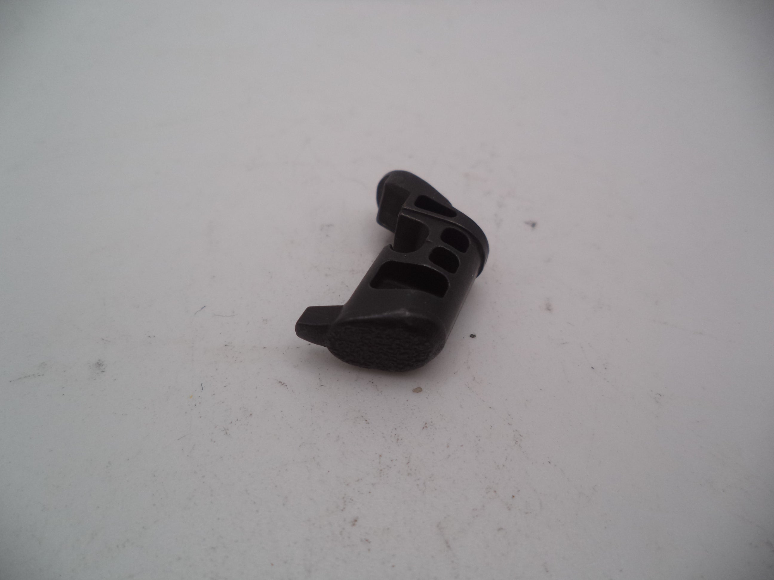 Smith & Wesson Pistol M&P 45 Shield Magazine Catch Used .45 Auto MP45D5