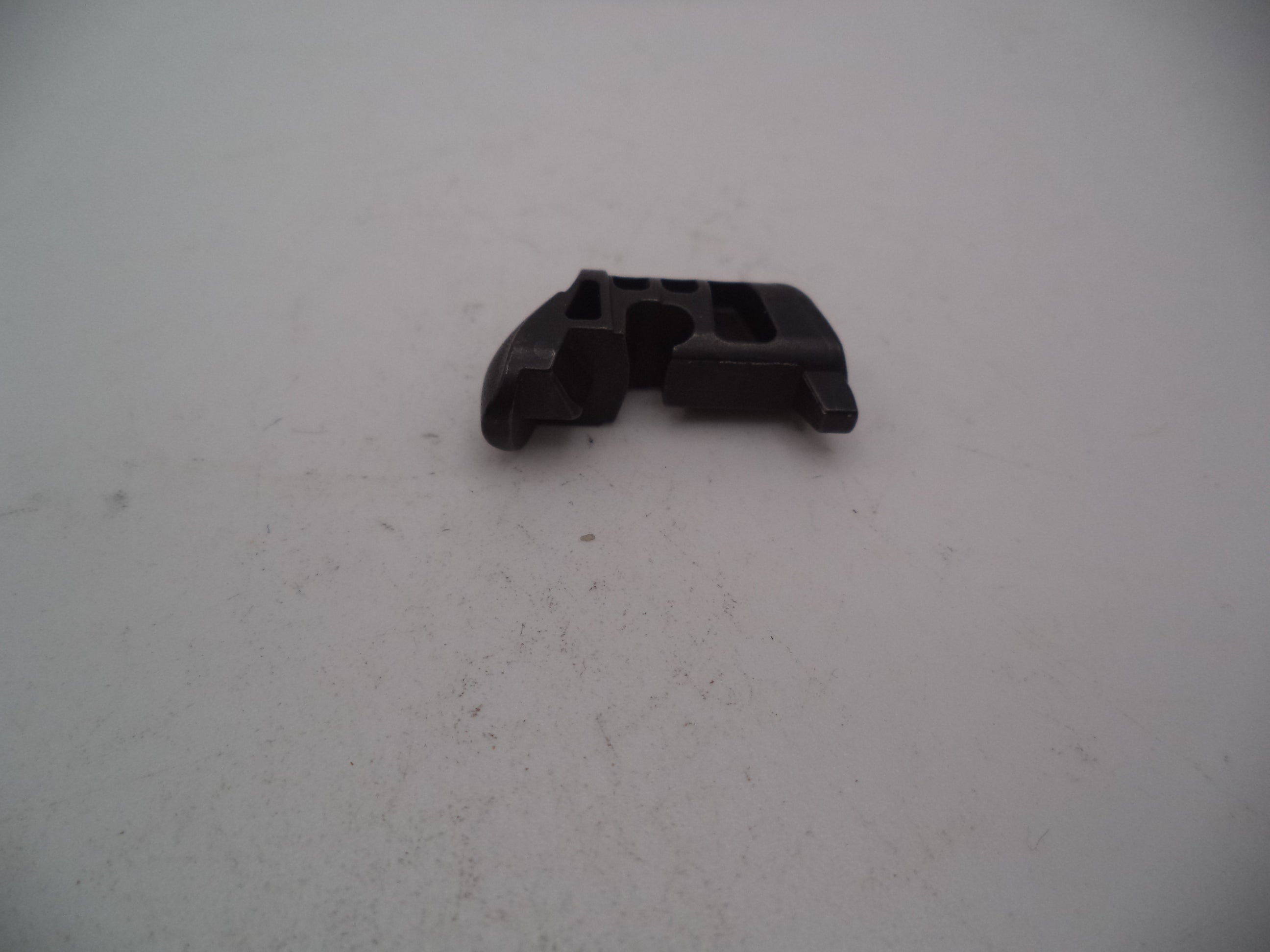 Smith & Wesson Pistol M&P 45 Shield Magazine Catch Used .45 Auto MP45D5