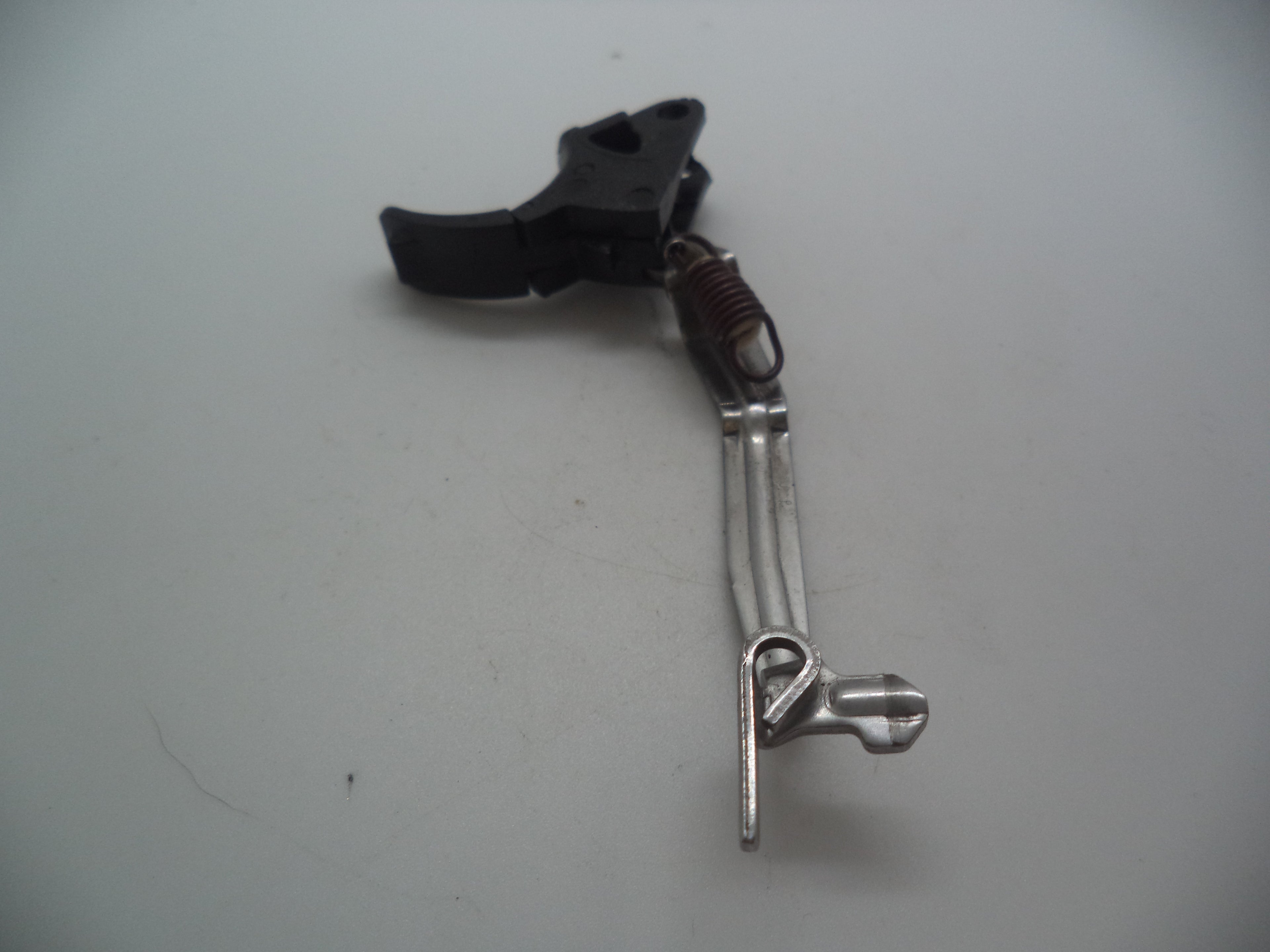 MP4501A Smith & Wesson Pistol M&P 45 Trigger Bar Assembly Used Part .45 S&W