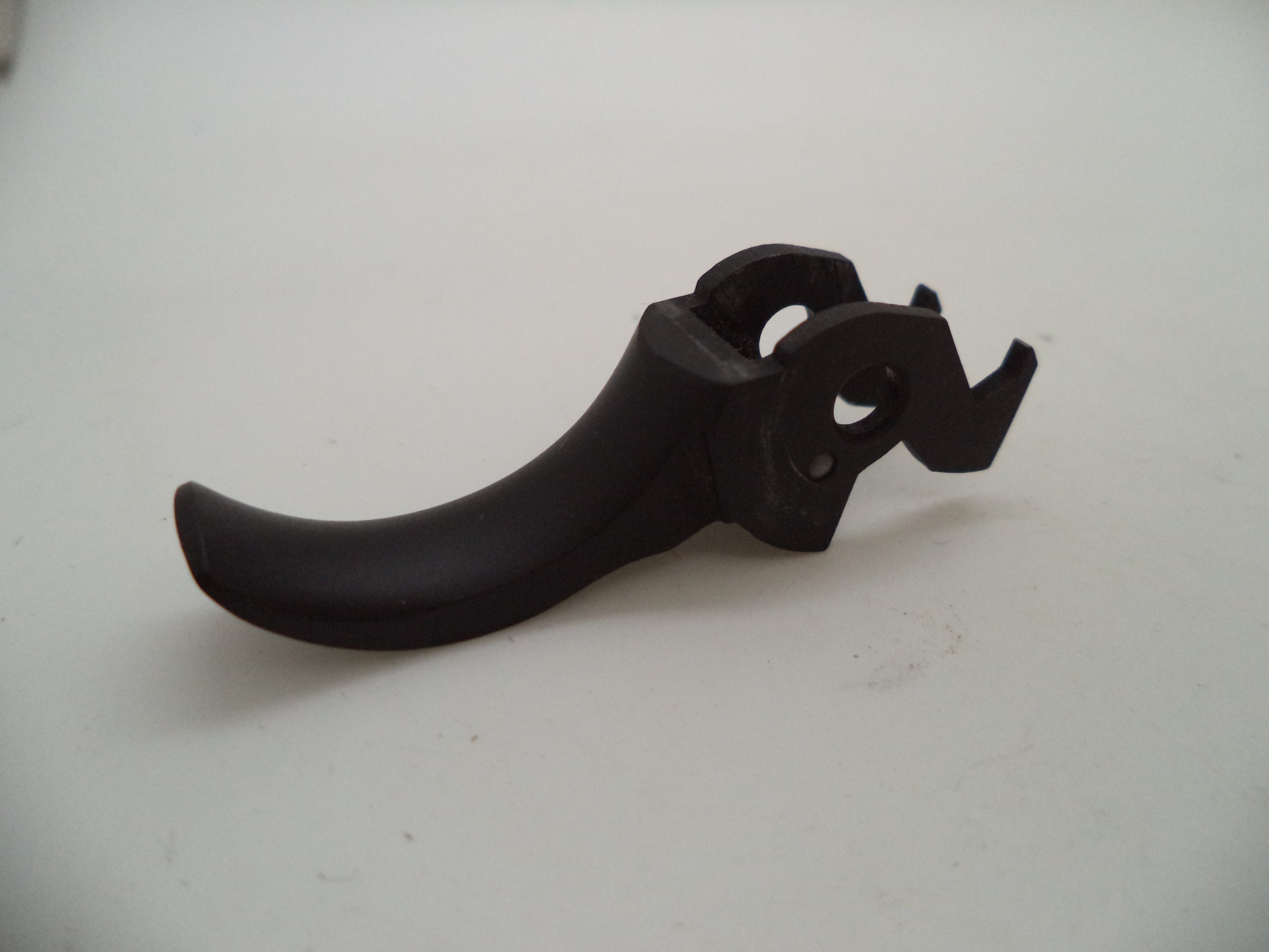 915C Smith & Wesson Pistol Model 915 9MM Trigger Blue Steel Used Part