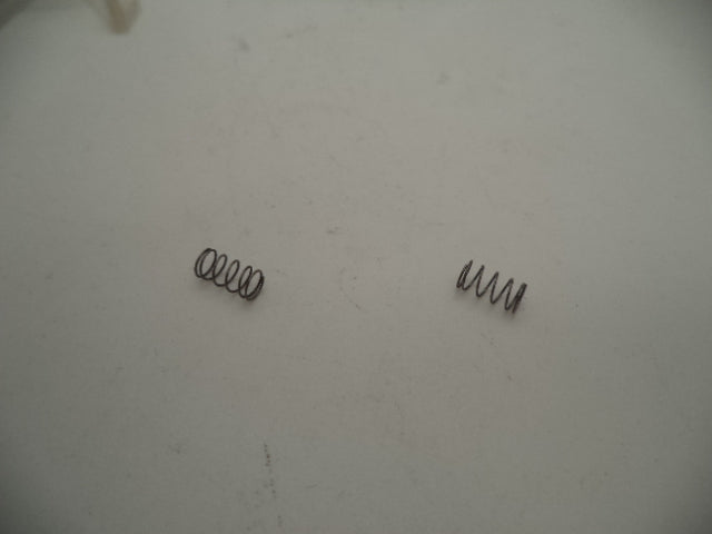 S&W Model 910 Ejector Springs (2) 91019 - 9mm Used Part