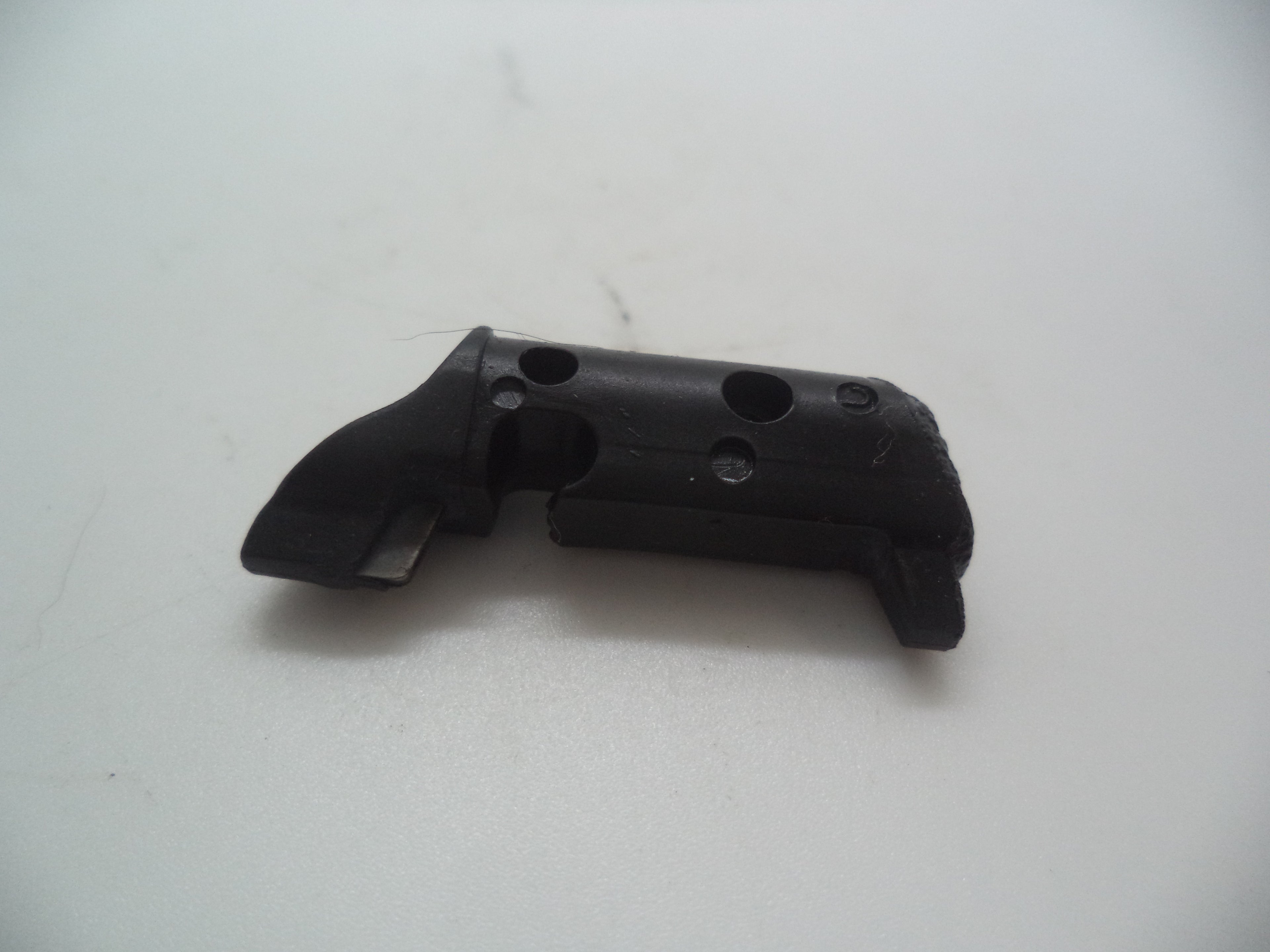 MP4504 Smith & Wesson Pistol M&P 45 Magazine Catch Used Part .45 S&W
