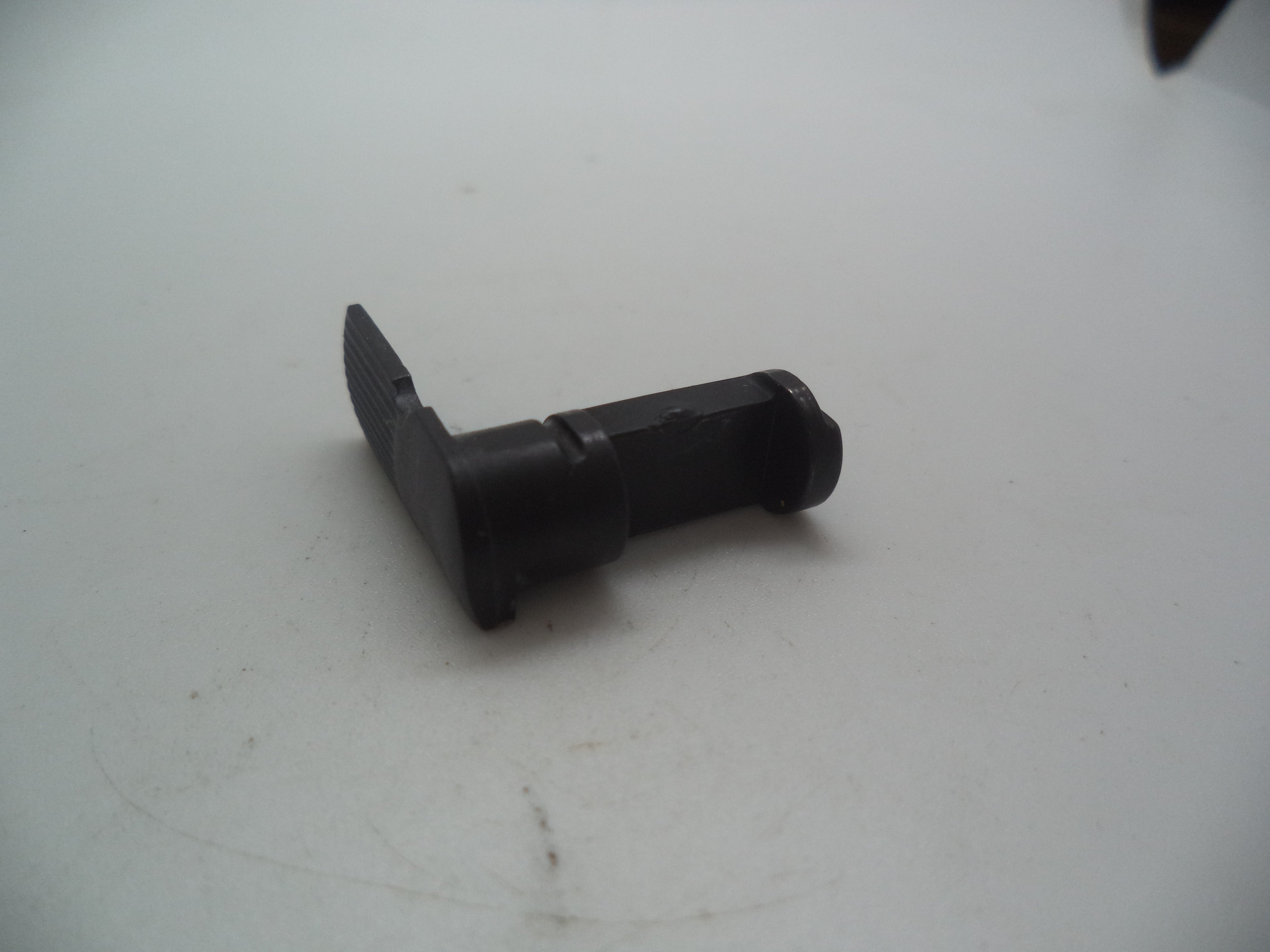 MP4507 Smith & Wesson Pistol M&P 45 Take Down Lever Used Part .45 S&W