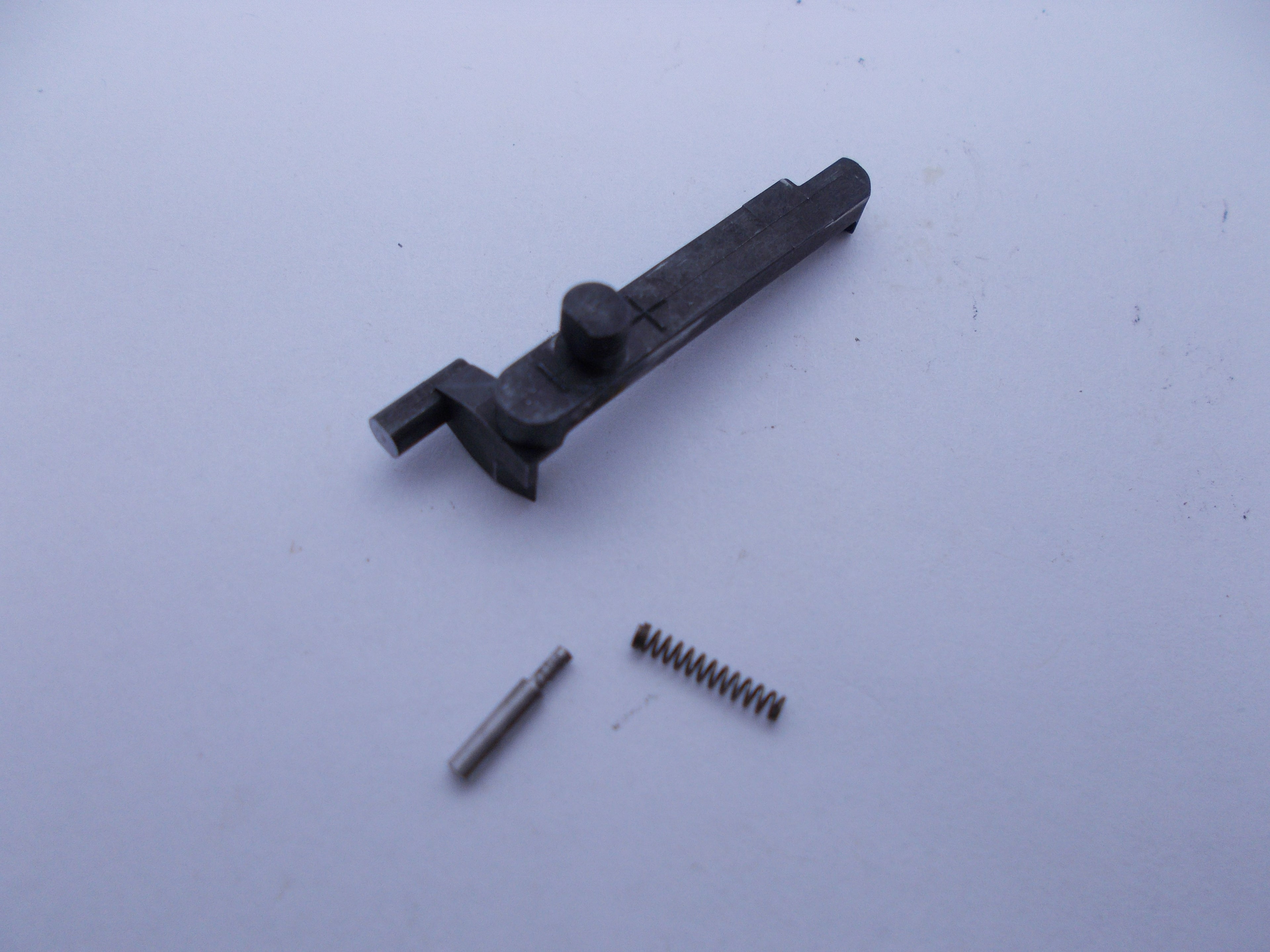 22688U Smith & Wesson Used J Frame Multi Models Bolt Assembly (Cylinder Latch)