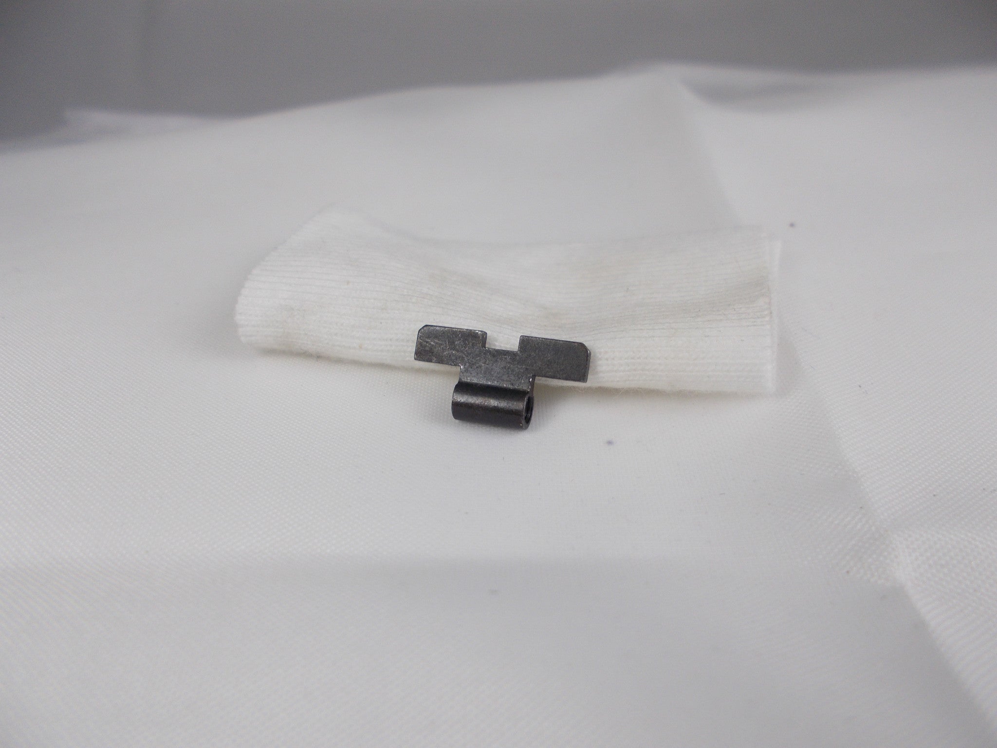 USA Guns And Gear - USA Guns And Gear Rear Sight Blade - Gun Parts Smith & Wesson - Smith & Wesson