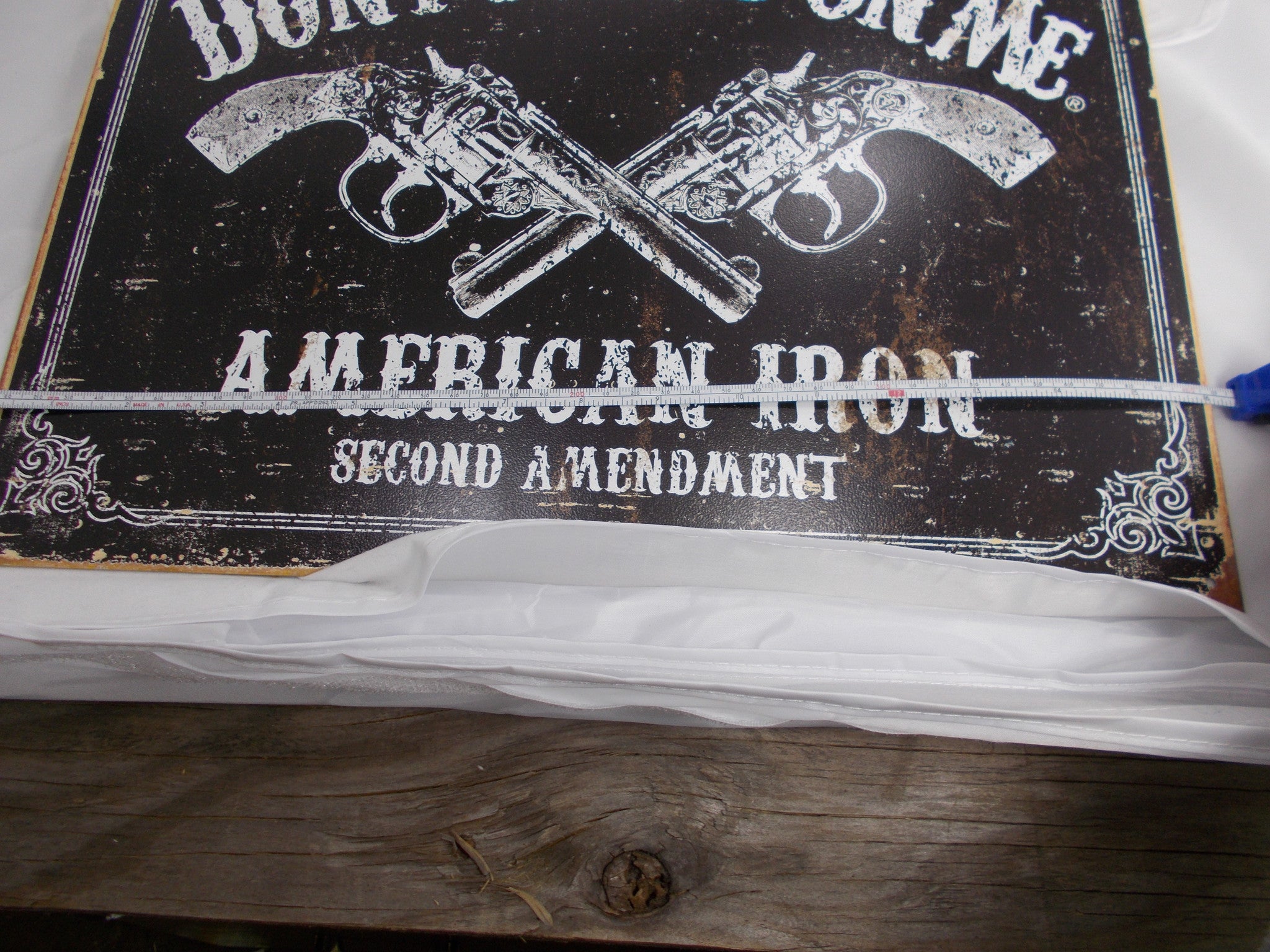HL001 "Don't Tread On Me" Tin Sign