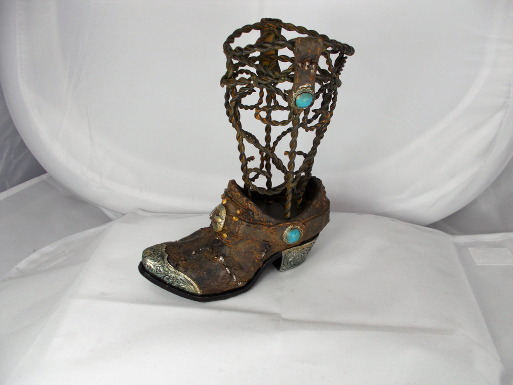 HL013 Wire Cowgirl Pen Holding Boot