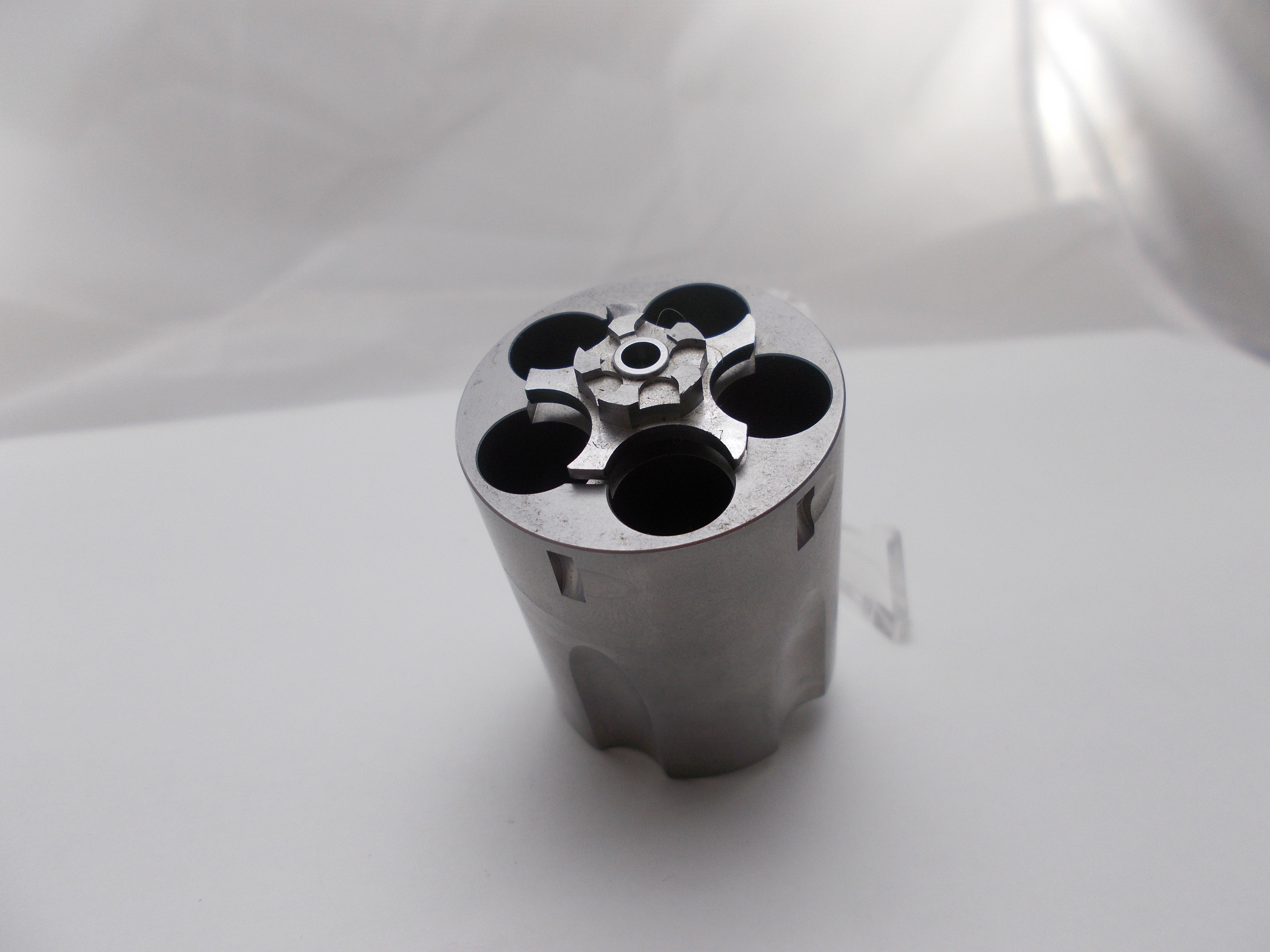 411320000 Smith & Wesson  J-Frame Factory NEW .38 SPL +P Cylinder W/Extractor S.S.