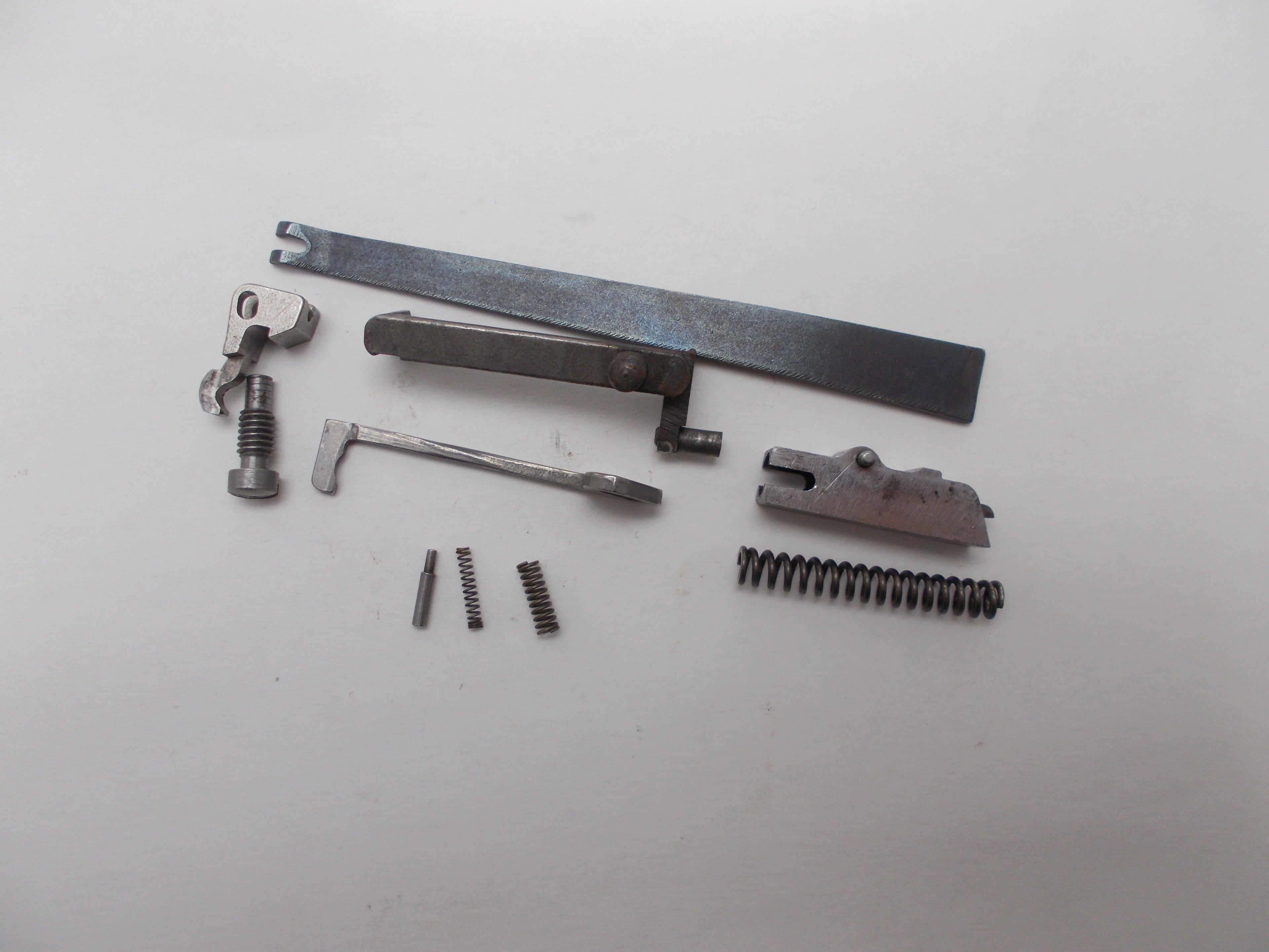 L16 Smith & Wesson N Frame Model 686 Internal Parts Lot SS Used 357 Mag