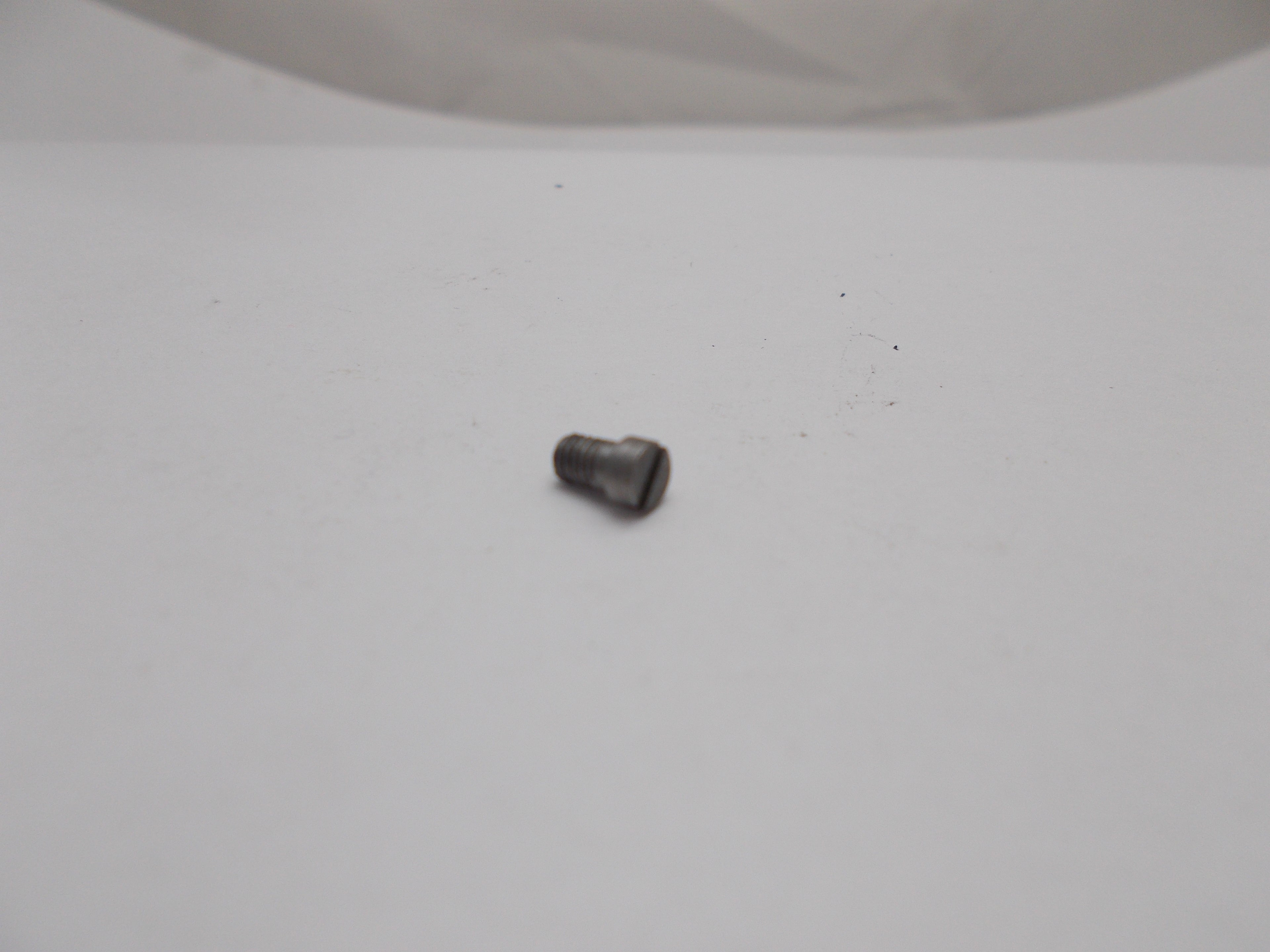 USA Guns And Gear - USA Guns And Gear Sideplate Screw - Gun Parts Smith & Wesson - Smith & Wesson