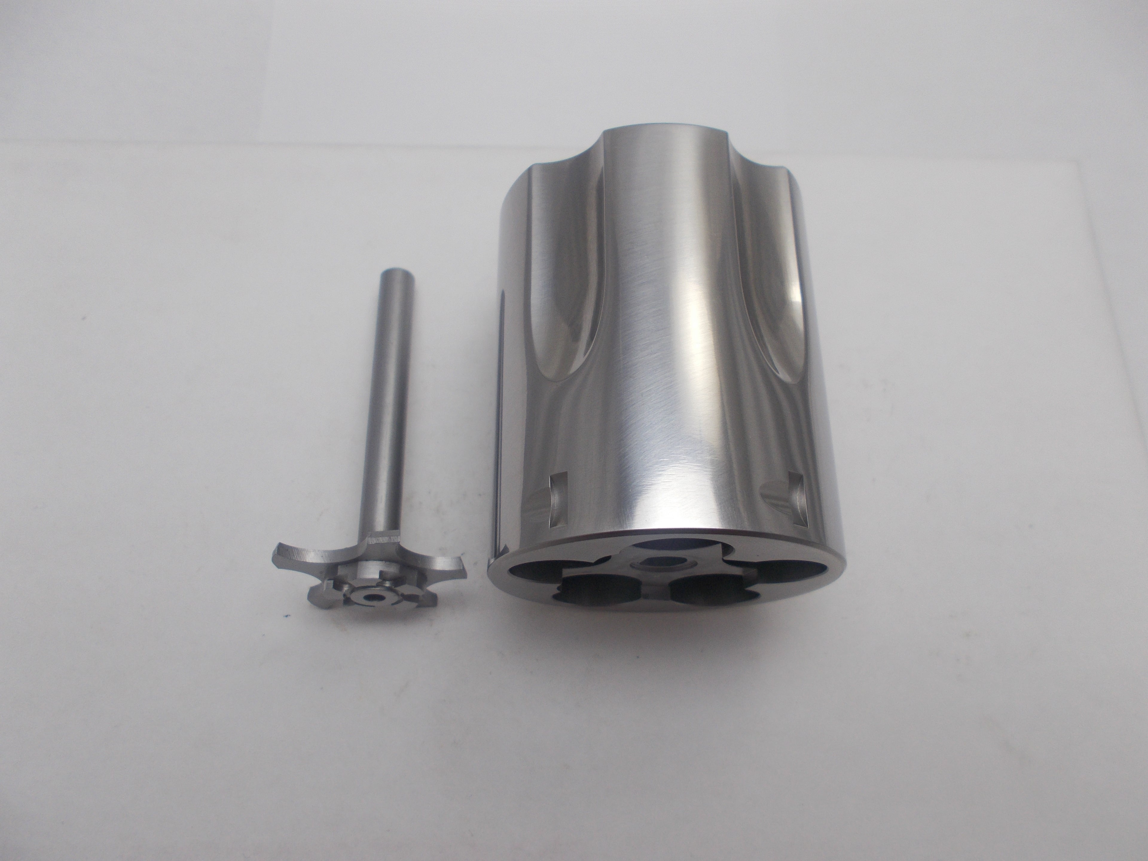 Smith & Wesson Model 500 X Frame Cylinder Assembly - Stainless Steel | OEM Part 294050000