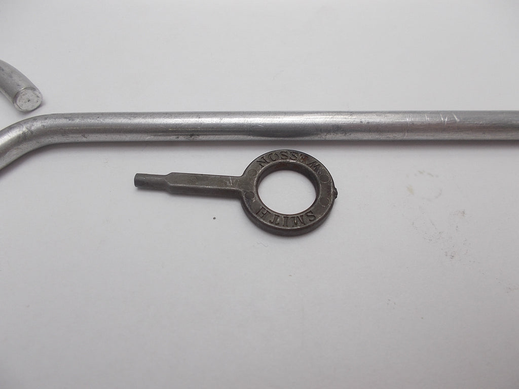 SW1 Smith & Wesson 4" Cleaning Rod & Gun Lock Key Used
