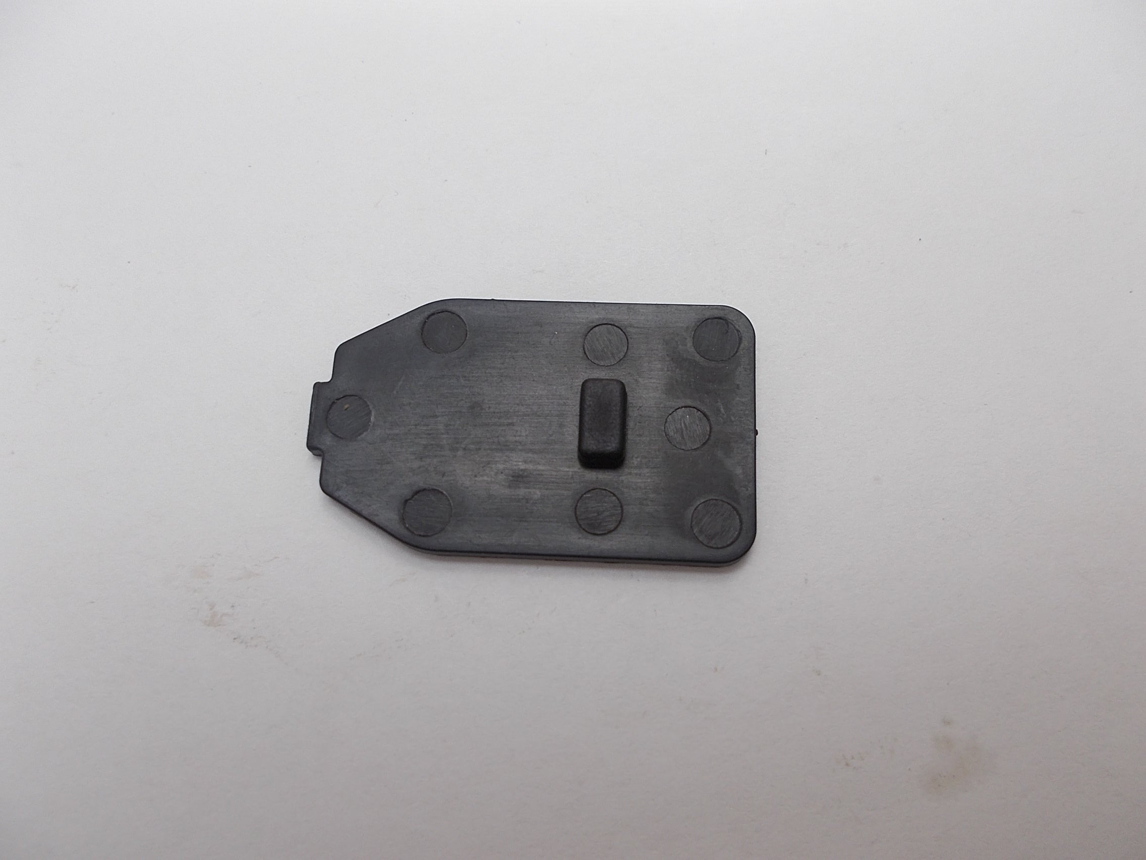 250870000 S & W Pistol Model SW9C, SW9E & SW9F Magazine Floorplate Catch