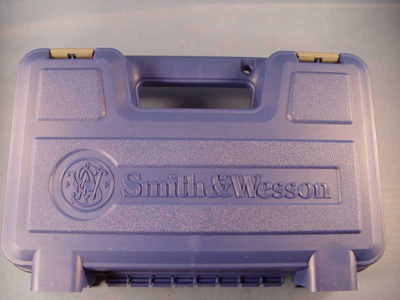 39033 Smith & Wesson New Polymer Gun Box 6.5 to 8.75" Pistol Revolver